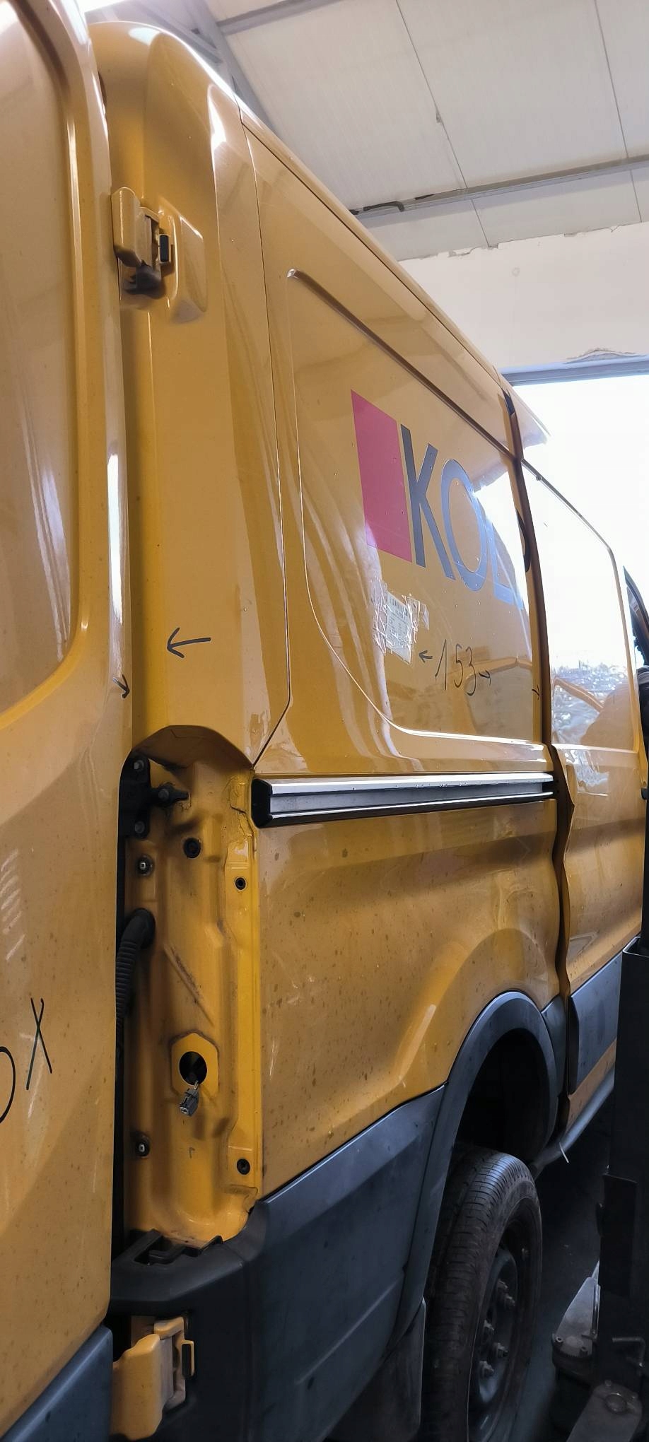 LONGHERONE parafango Destra posteriore FORD TRANSIT MK8