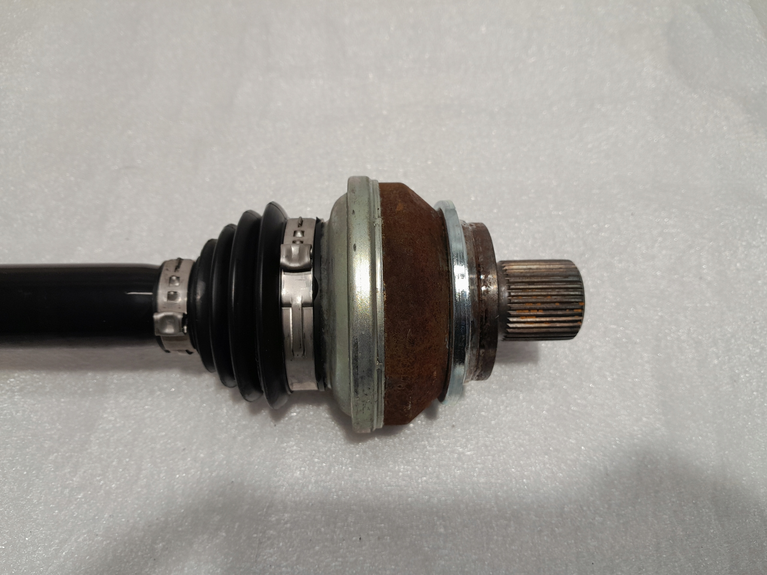 AUDI A5 8W A4 B9 sedan semi-axis rear part left right 8W0501203D