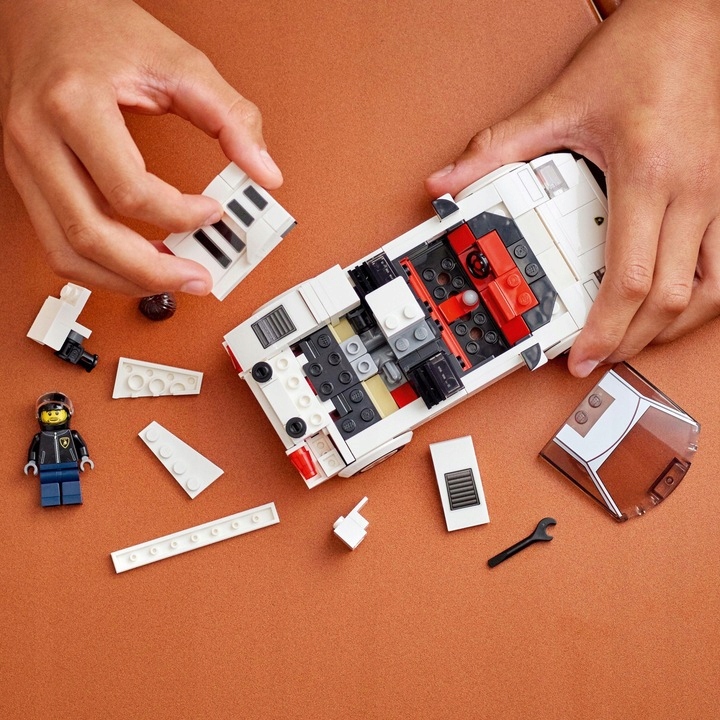 LEGO SPEED CHAMPIONS LAMBORGHINI COUNTACH SAMOCHÓD ZESTAW KLOCKÓW 262EL Bohater Inny