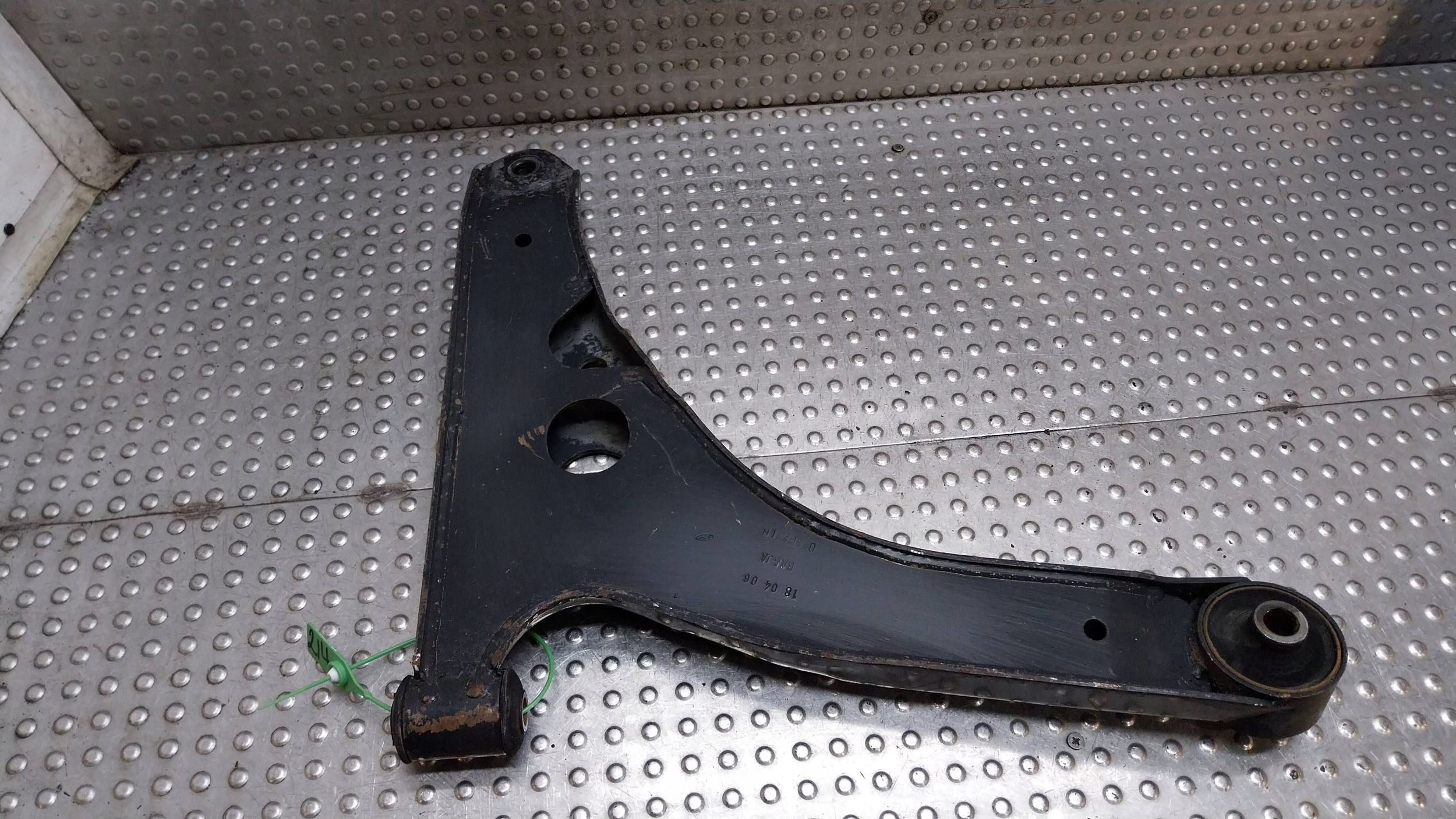 arm left front 6C11-3A053-FA FORD TRANSIT MK7 VII 06-13