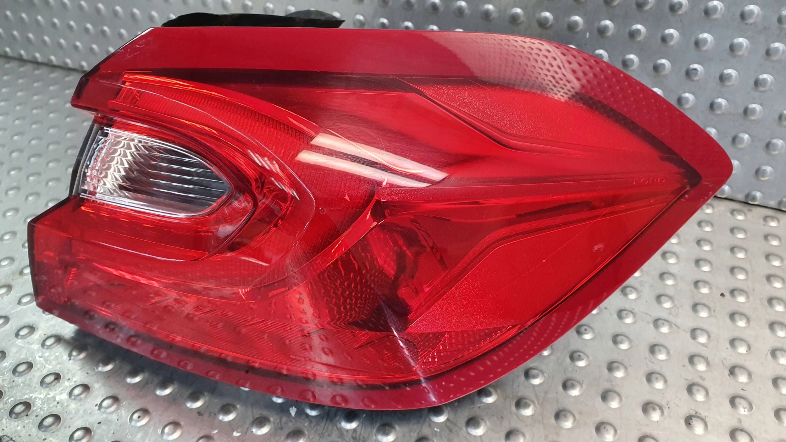 light rear part right FORD FIESTA MK8 LED 16