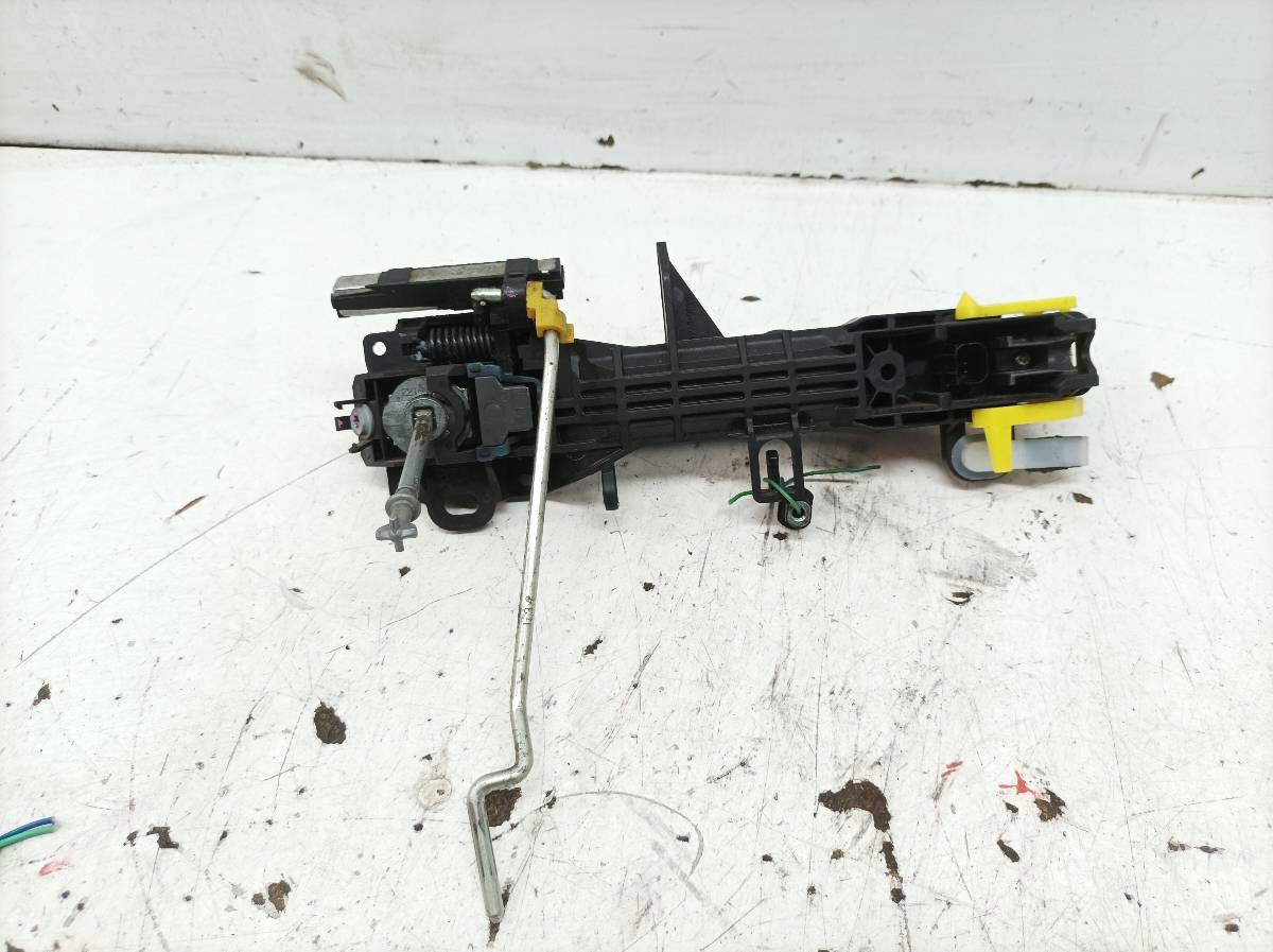 handle exterior left front T27 1G3 KEYLESS Toyota Avensis III (2009-)