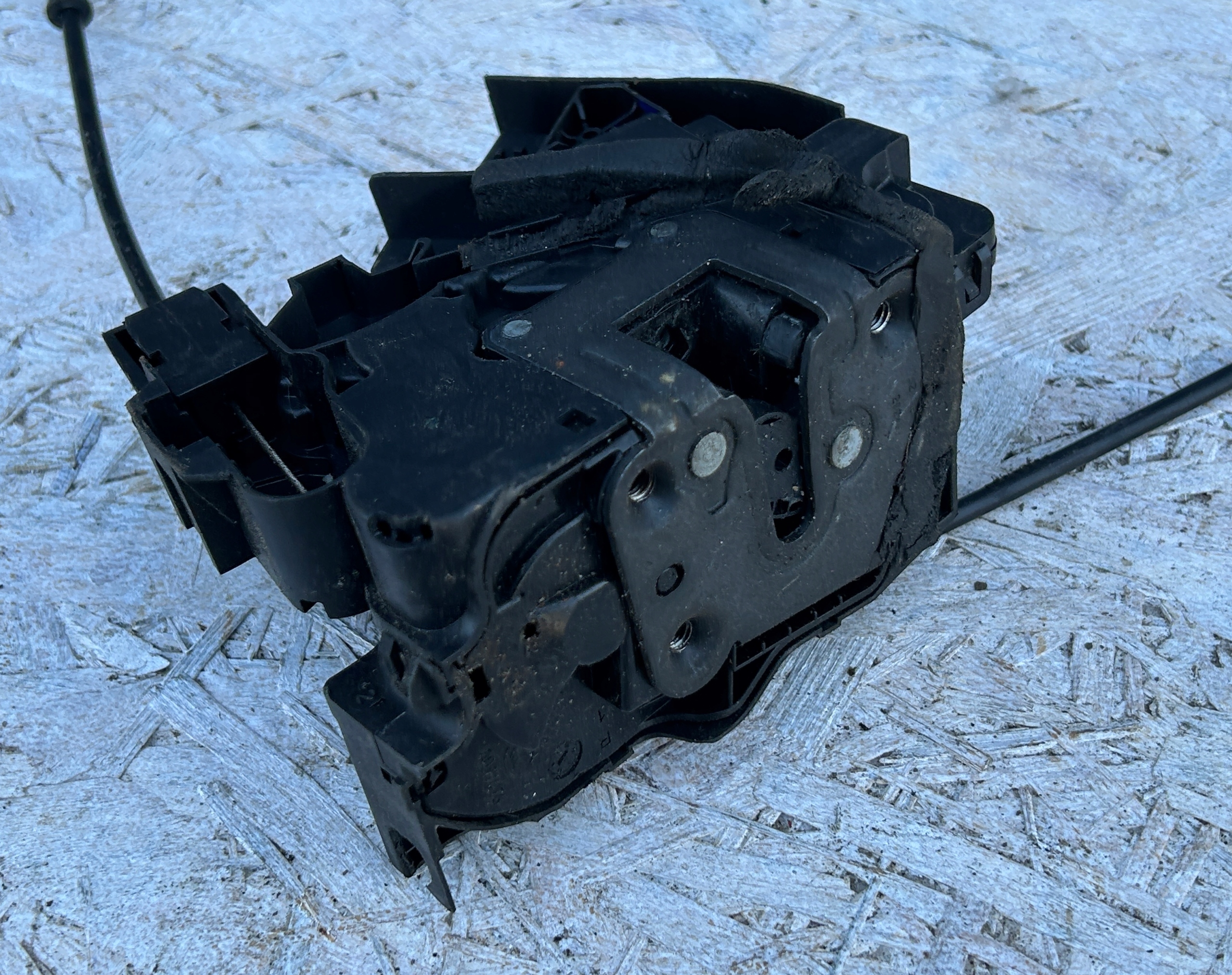 lock door right front RENAULT MEGANE IV 805020256R