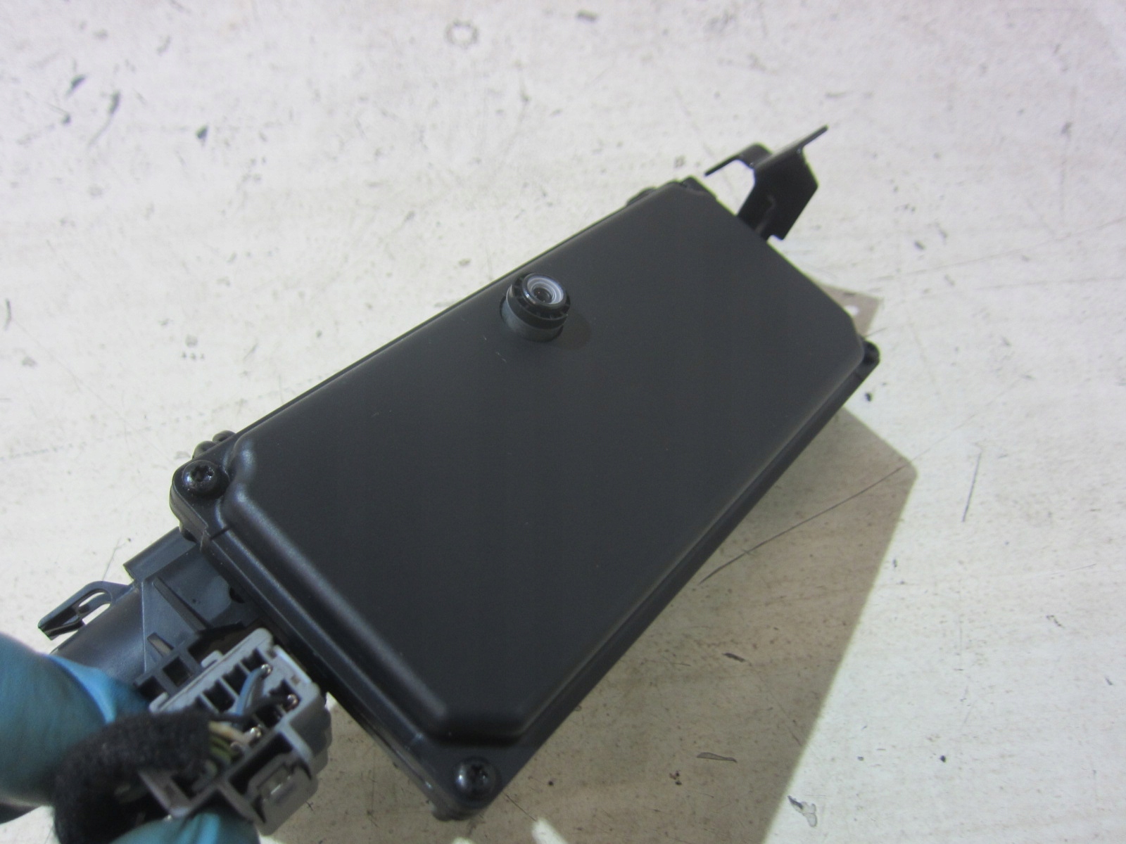 VOLVO XC60 II XC 60 RADAR KAMERA windows CZOLOWEJ front front 32243277