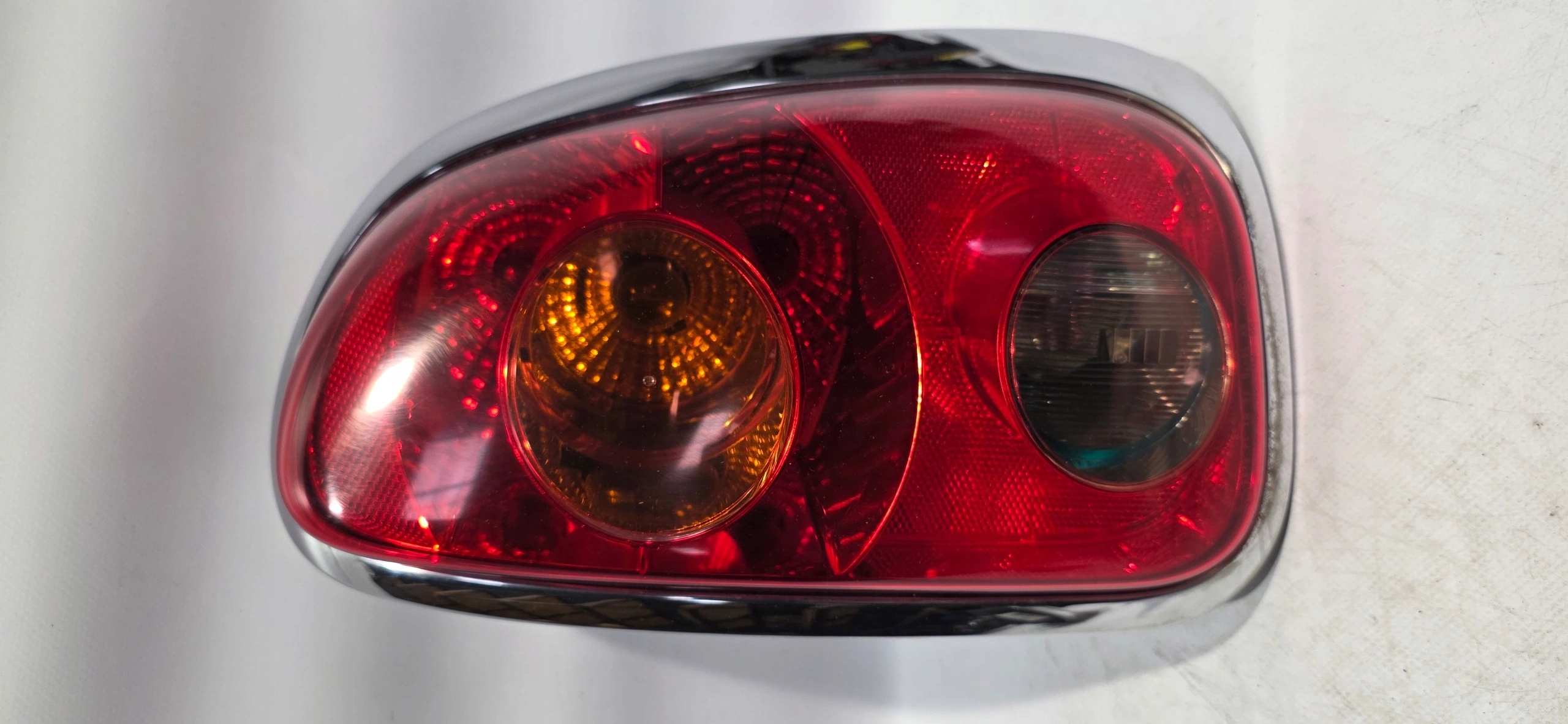 light right rear part MINI COOPER COUNTRYMAN R60 original EUROPA 9808150