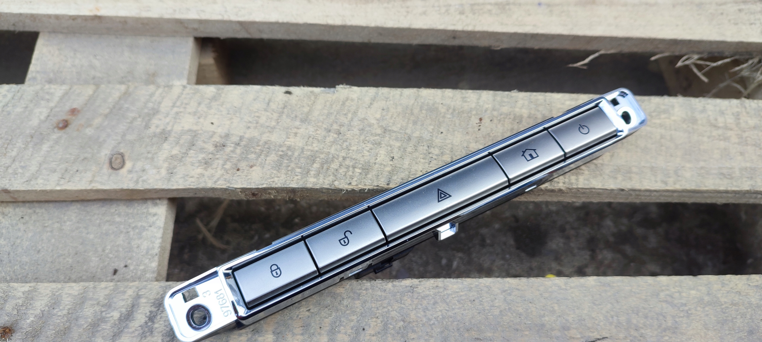 PANEL switch JAGUAR XF and X250 8X23-11B650-AB