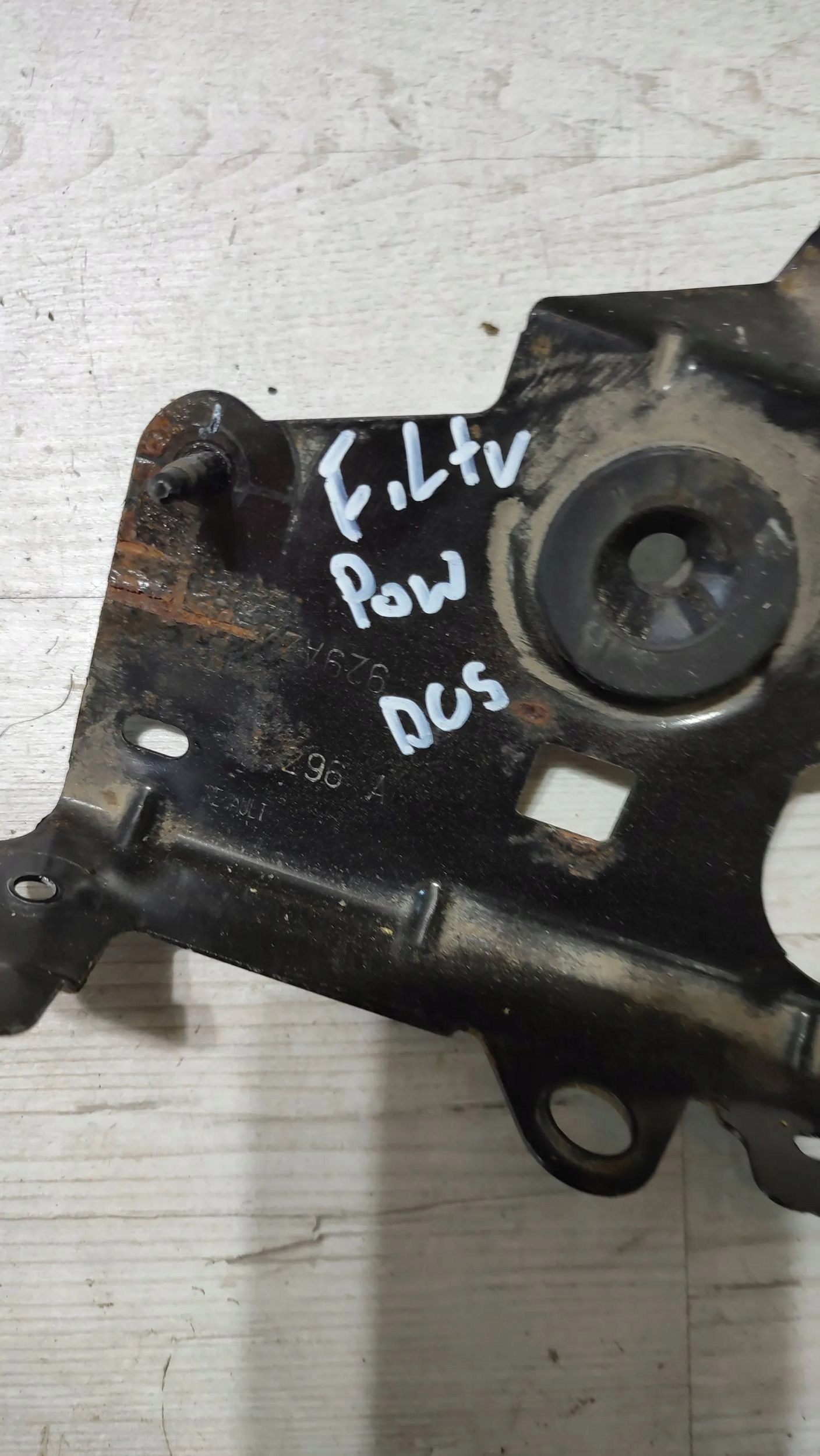 Dacia Duster II 17r 1.2 Halter Obudowy filter luft