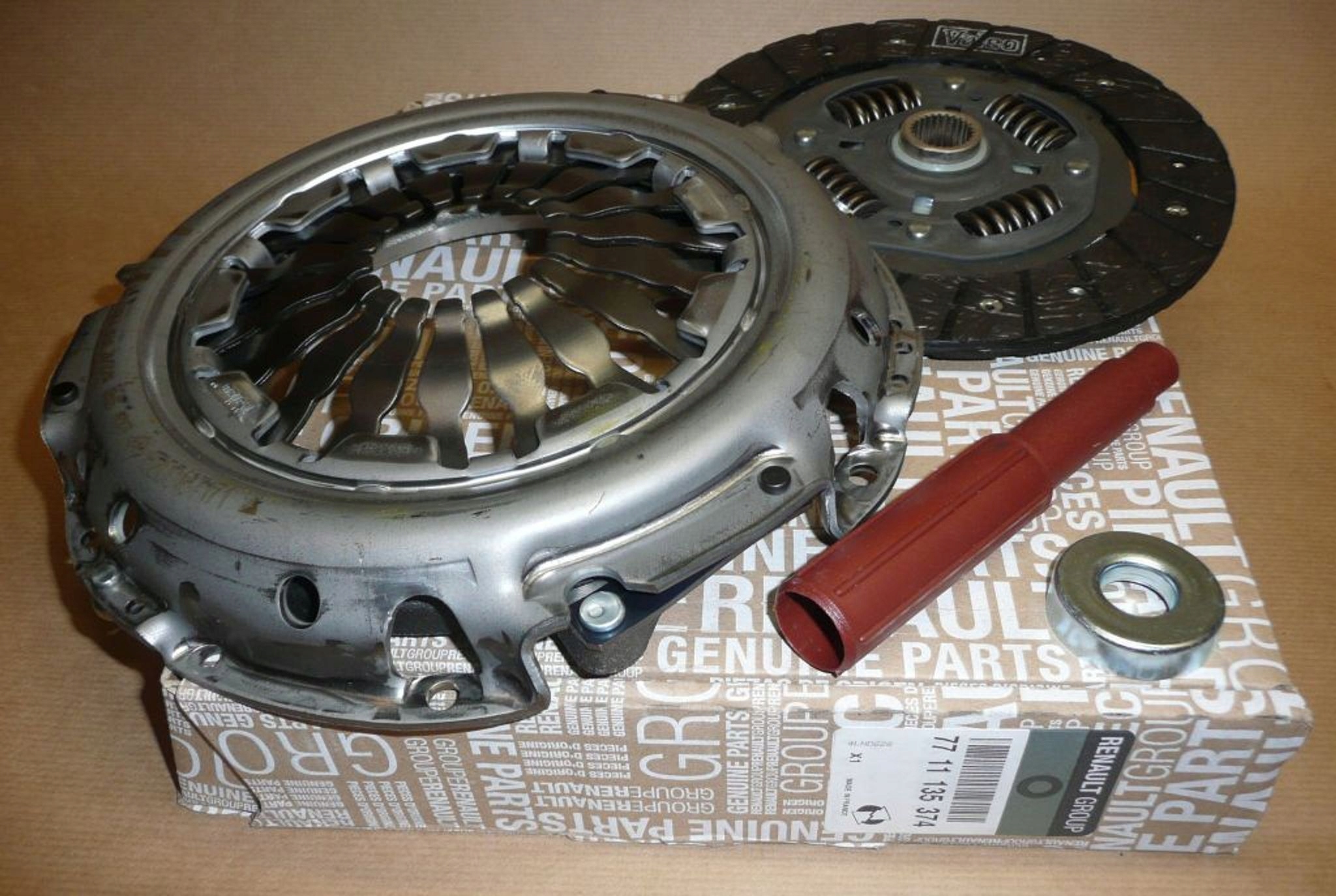 Spojka Sada.r Clio III 1.6 16V 7711135374