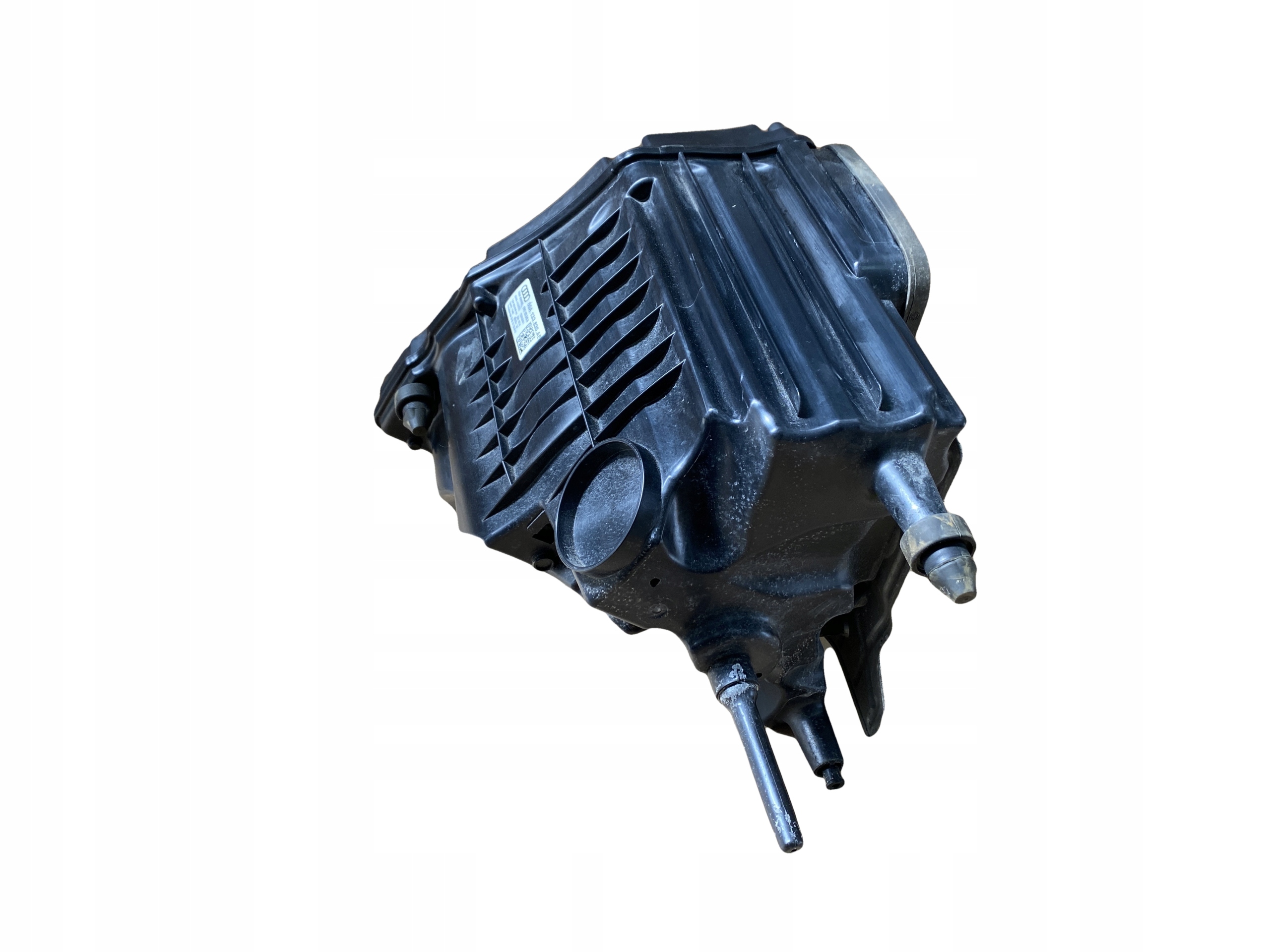 AUDI Q5 80A 2.0TDI filter air 80A133835AE