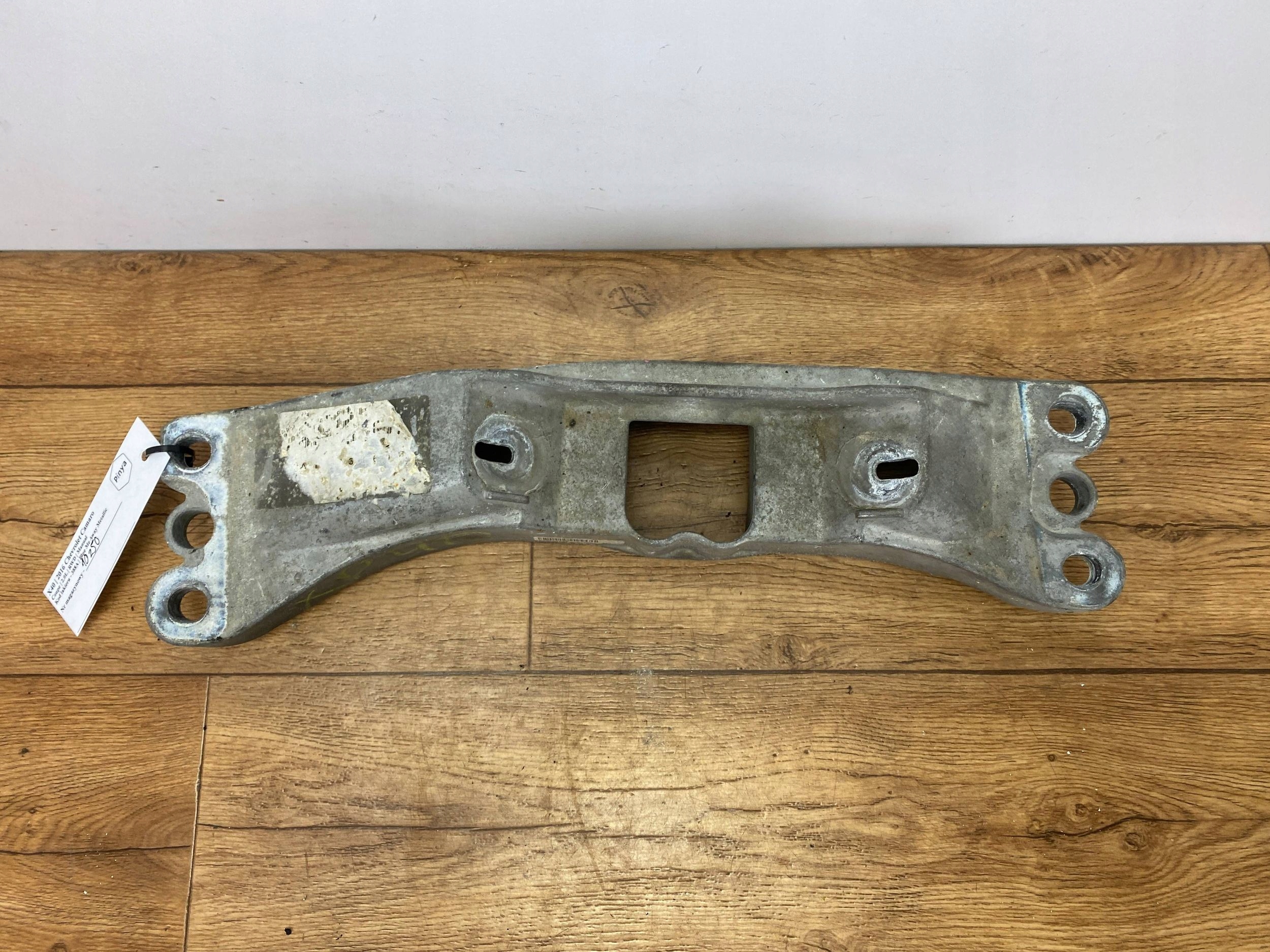 gearbox mount Chevrolet Camaro 2016+