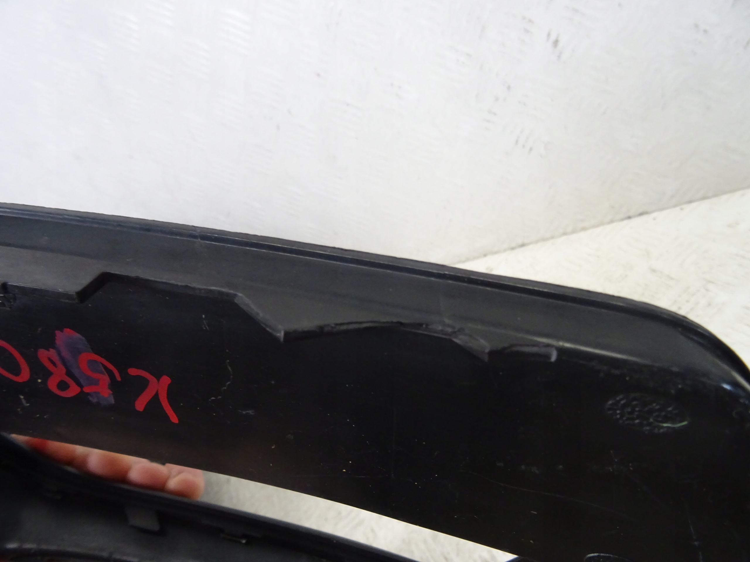 grid of a bumper front front left AUDI A3 8V S-LINE 8V3807681G