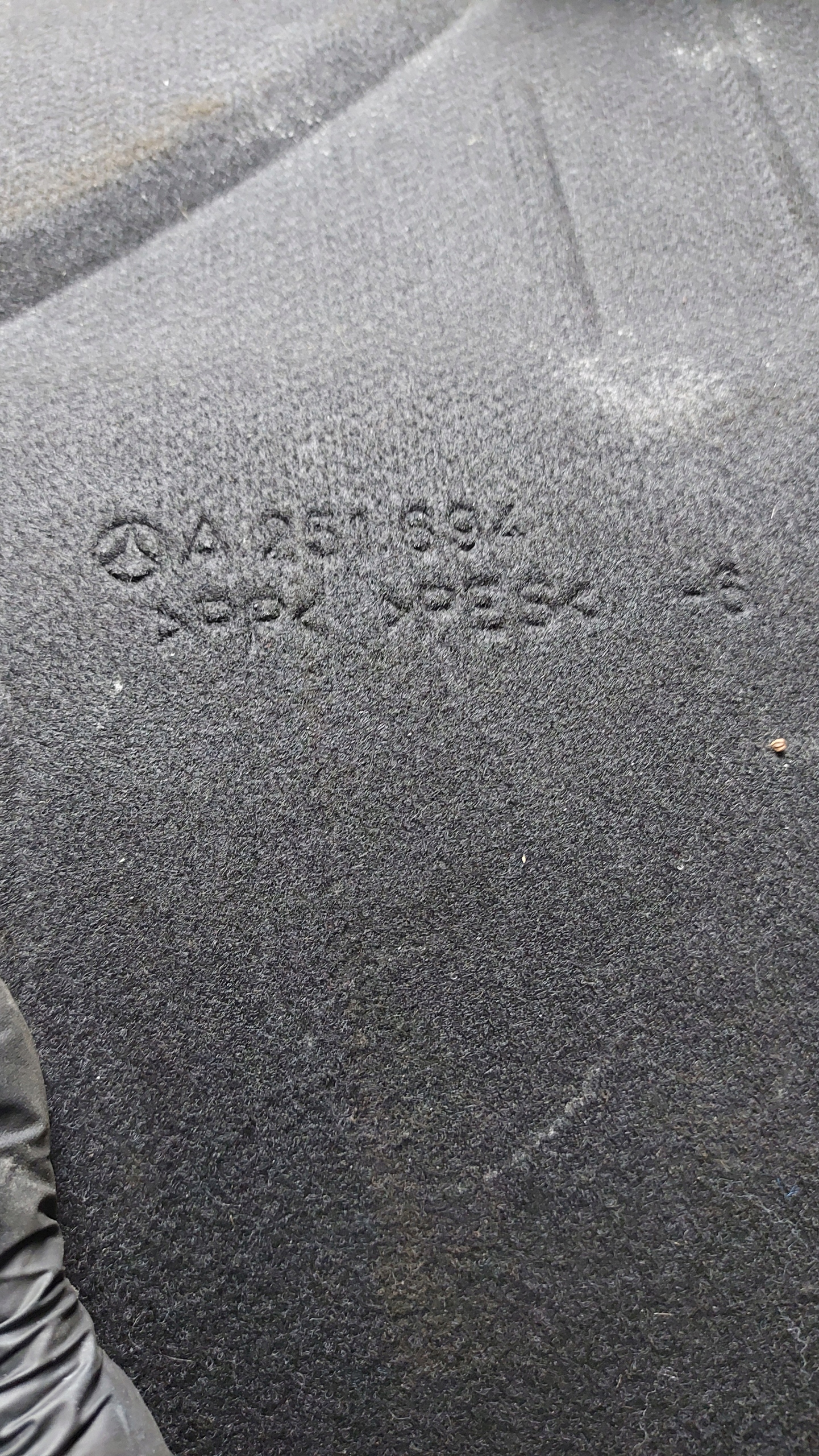 mats upholstery boot right black MERCEDES R W251 OE EU