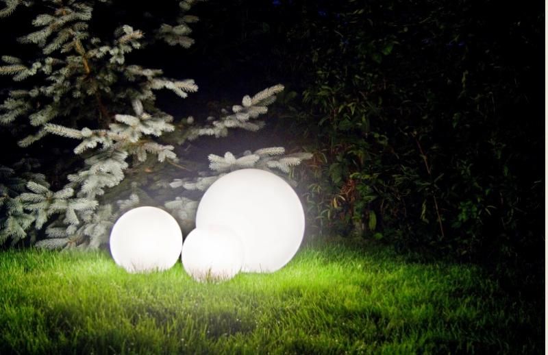 Venkovní osvětlení osvětlující cestu chodník do domu Alekule E27