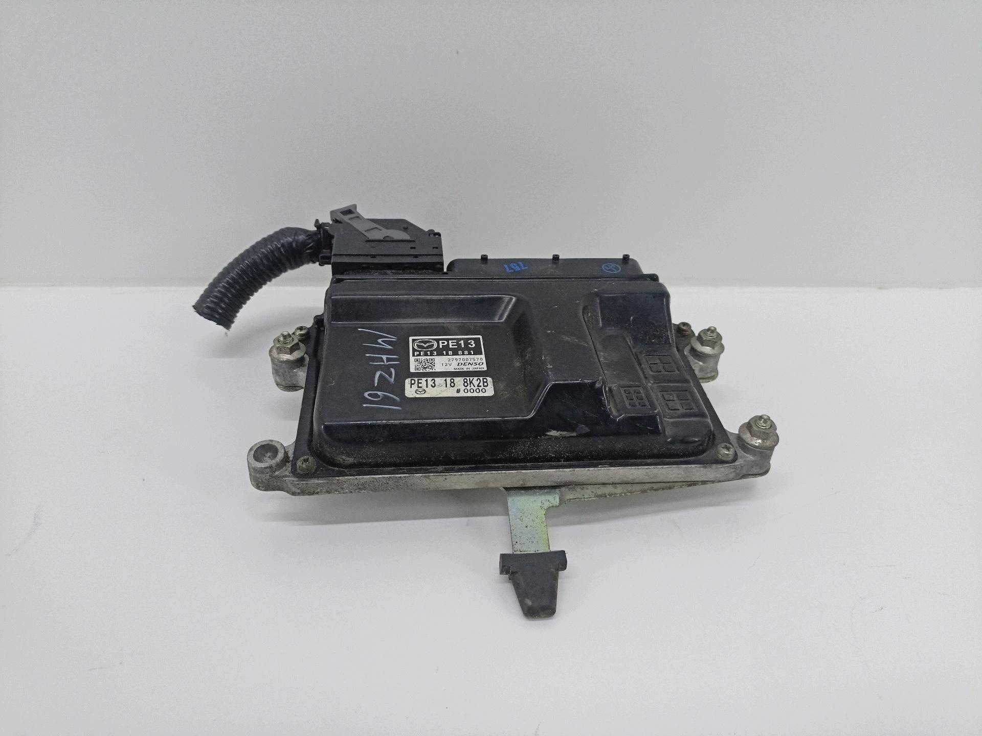 control unit of the engine Mazda 3 3 2014 PE1318881
