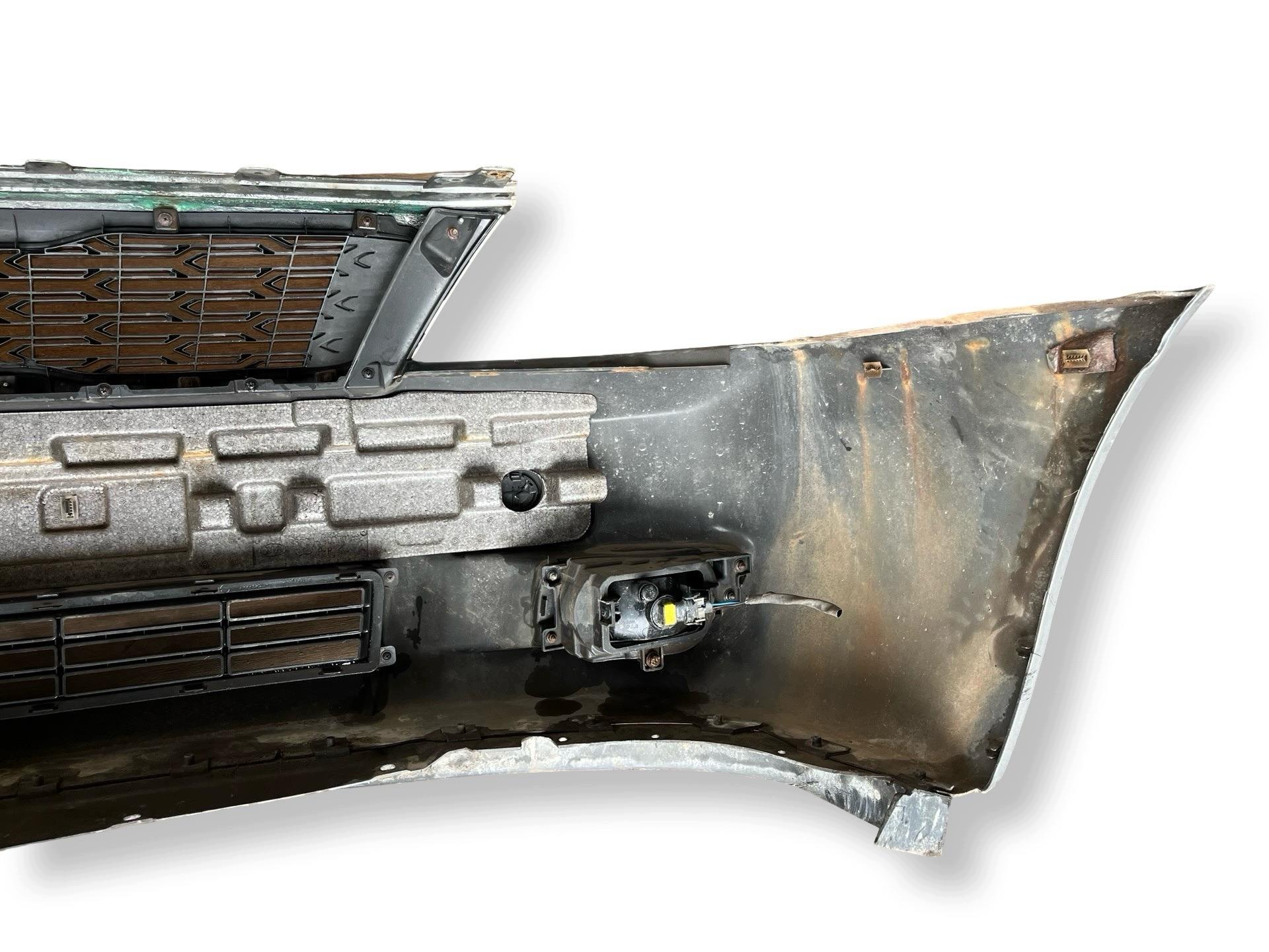 bumper front Kia Carnival 2 2010 865104D500