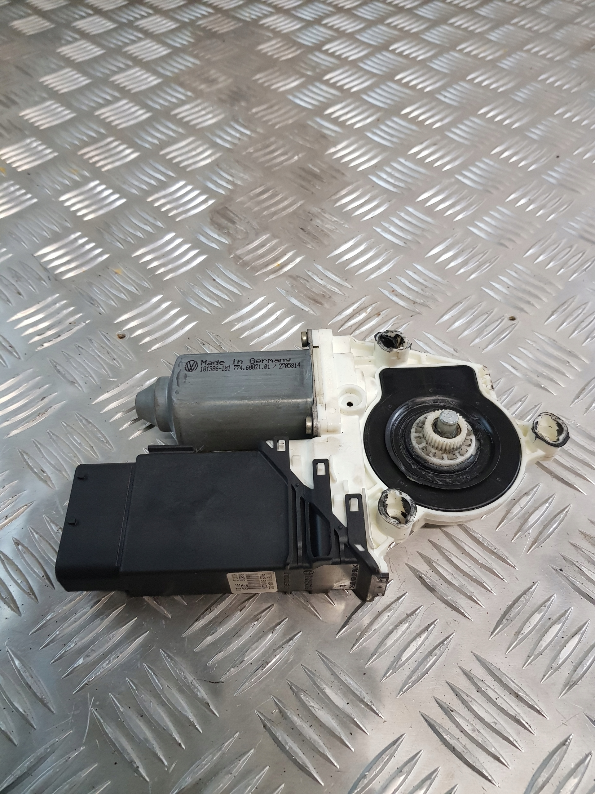 mini motor windows right front VW GOLF IV 1J4837730AA
