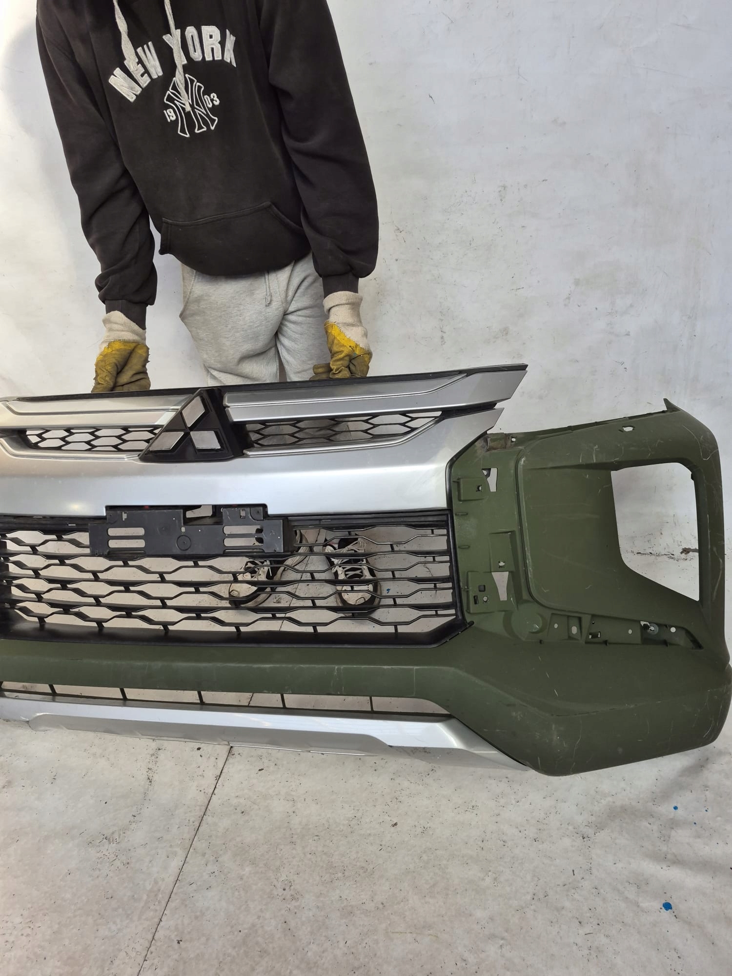 MITSUBISHI L200 V 5 LIFT 19- bumper front front SPR 6400J790ZZ