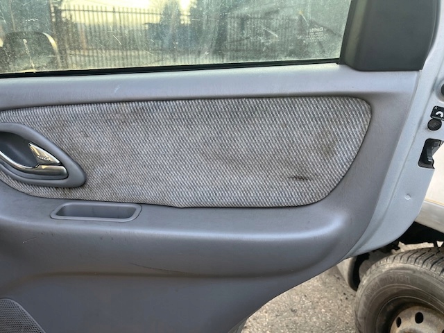mazda TRIBUTE и панель Двери карта дверная