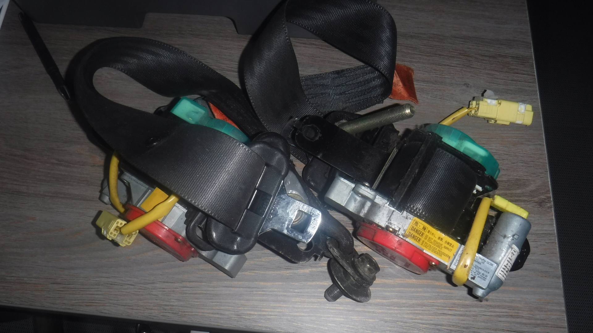 Ремни безопасности mazda mx - 5 NB натяжители