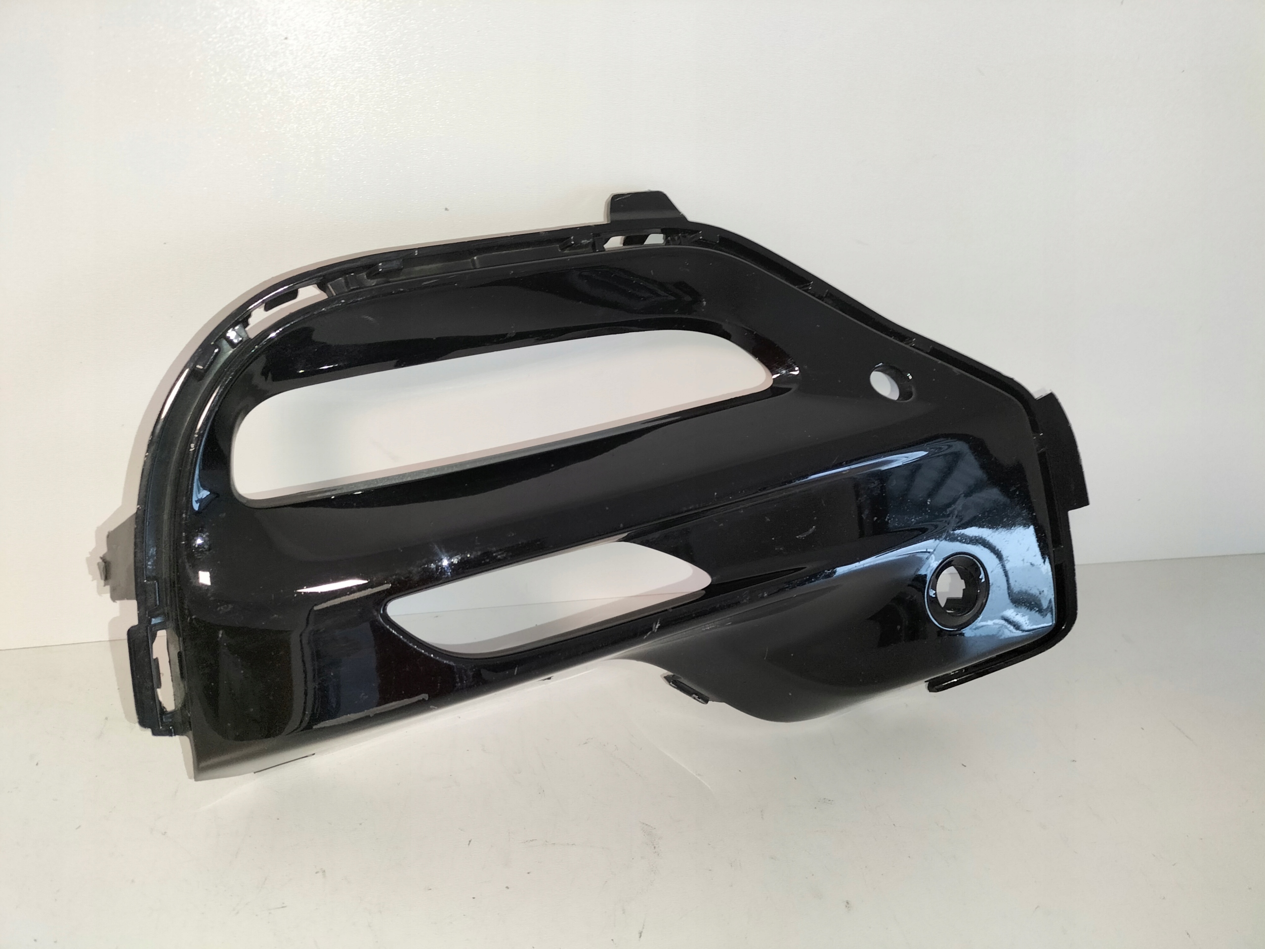 grille grid of a bumper front right BMW X5 G05 18-23 m-packet