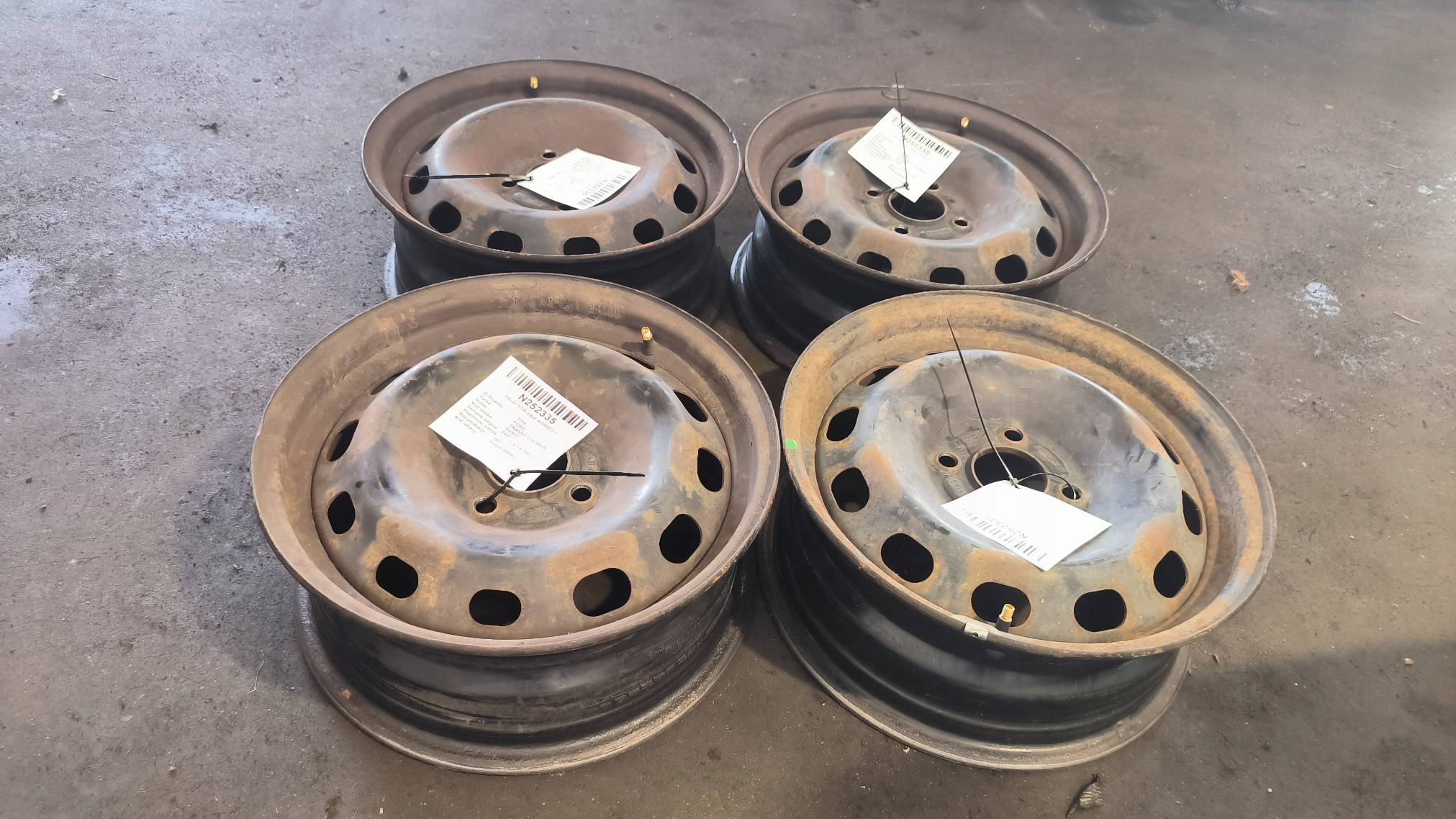 CERCHI Ferro KOMPLET 15 4x108 FORD TRANSIT COURIER
