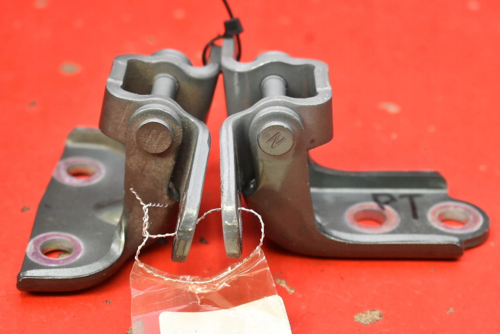 hinge hinges door right rear part KIA SPORTAGE 5 V 21-25