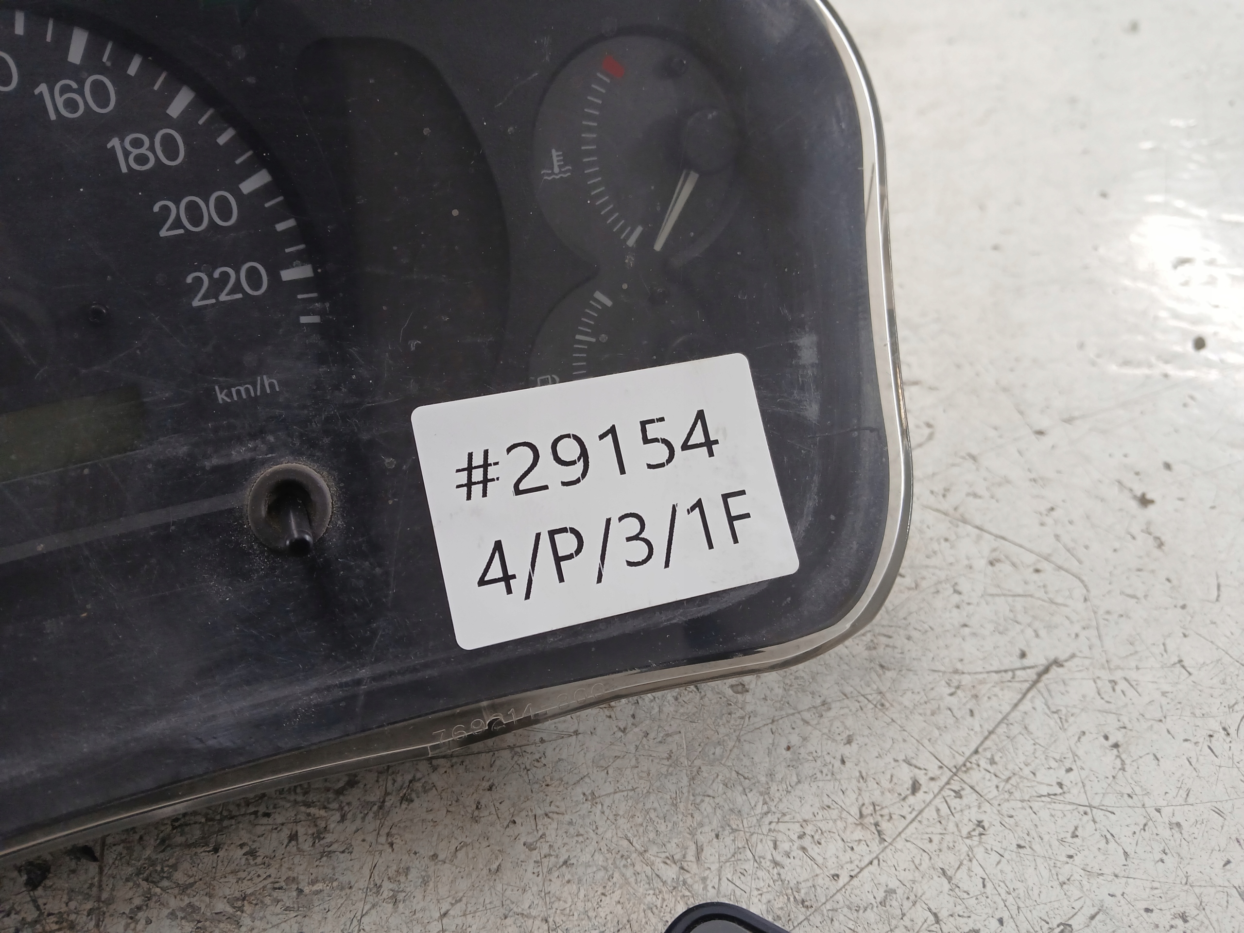MITSUBISHI COLT IV 1.6 dials dials MR233618