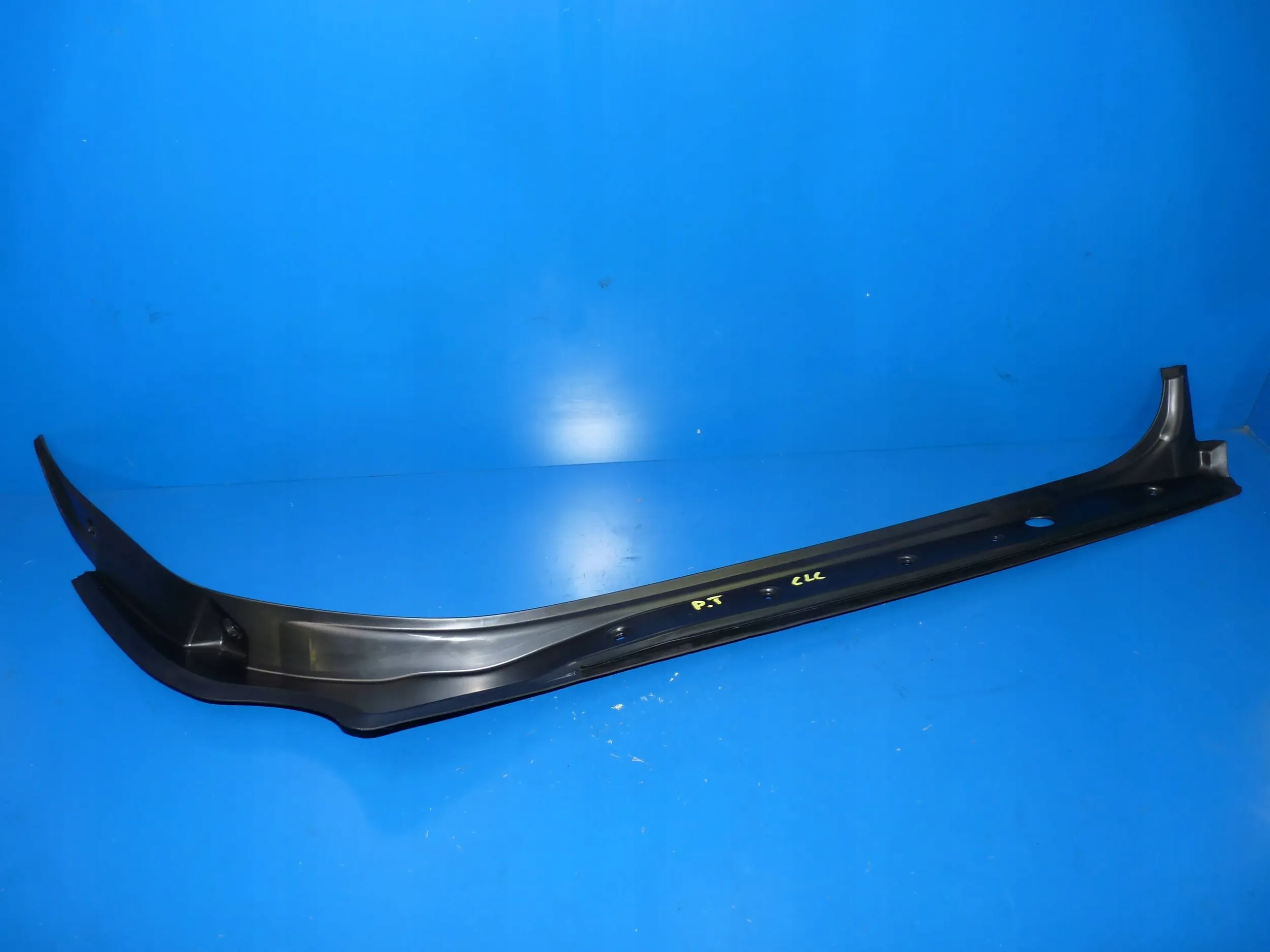 Mercedes-Benz CLC CL203 COUPE moulding boot right rear part