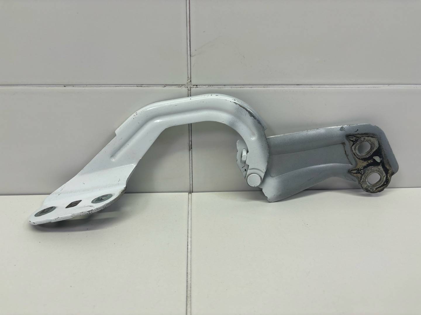 hinge bonnets left side Ford Kuga 2 2016 BM51-A16801-AD