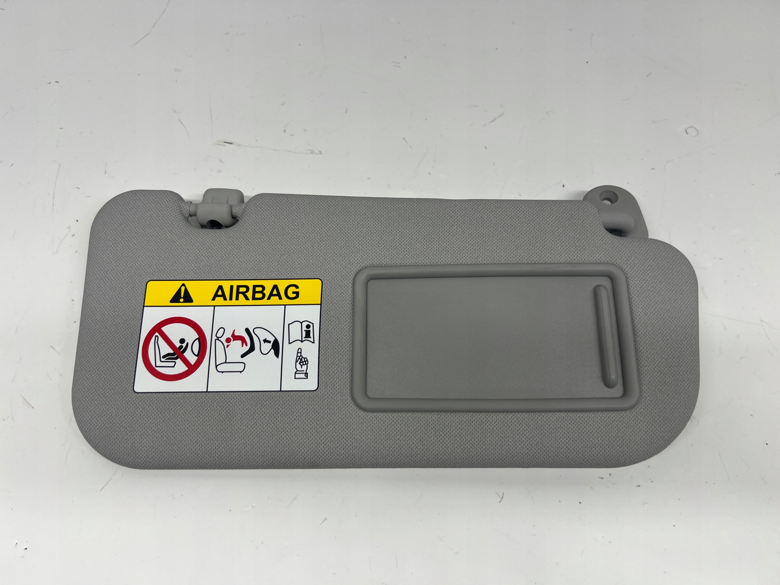 Hyundai Bayon visor przeciwsloneczny right