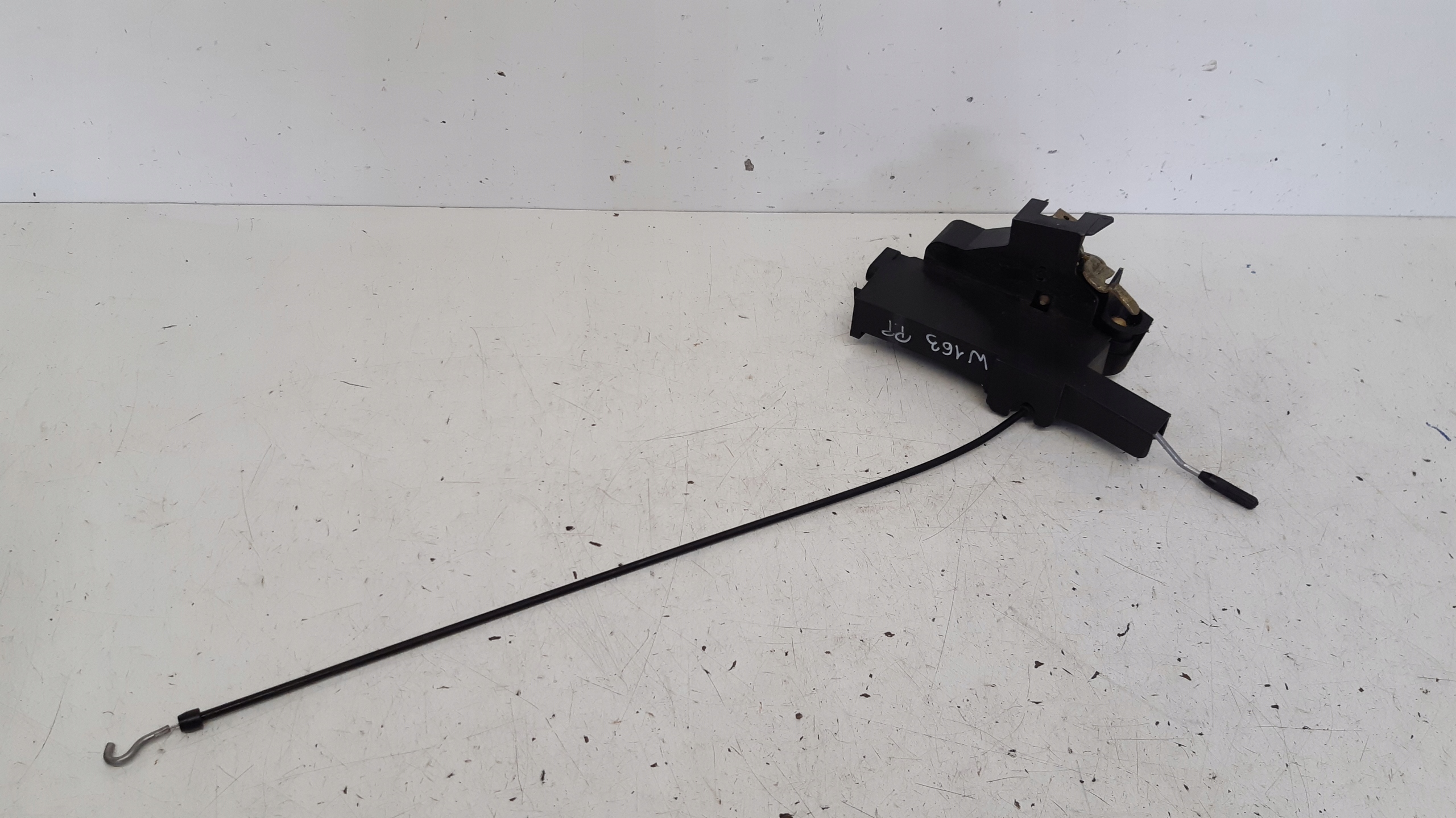 lock right front 1637201235 Mercedes ML W163