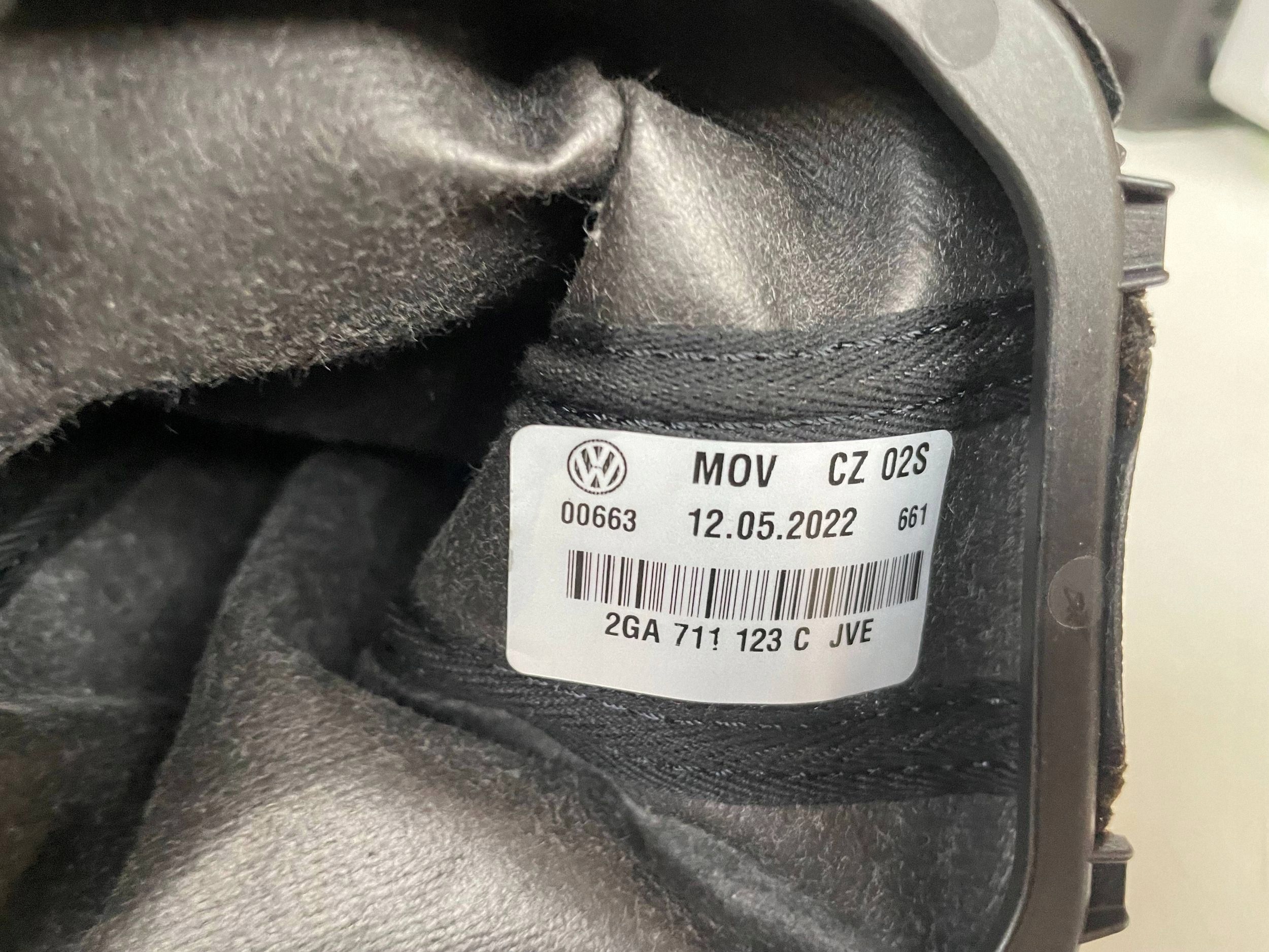 LEVA CAMBIO VOLKSWAGEN T-ROC 2GA711123C @M