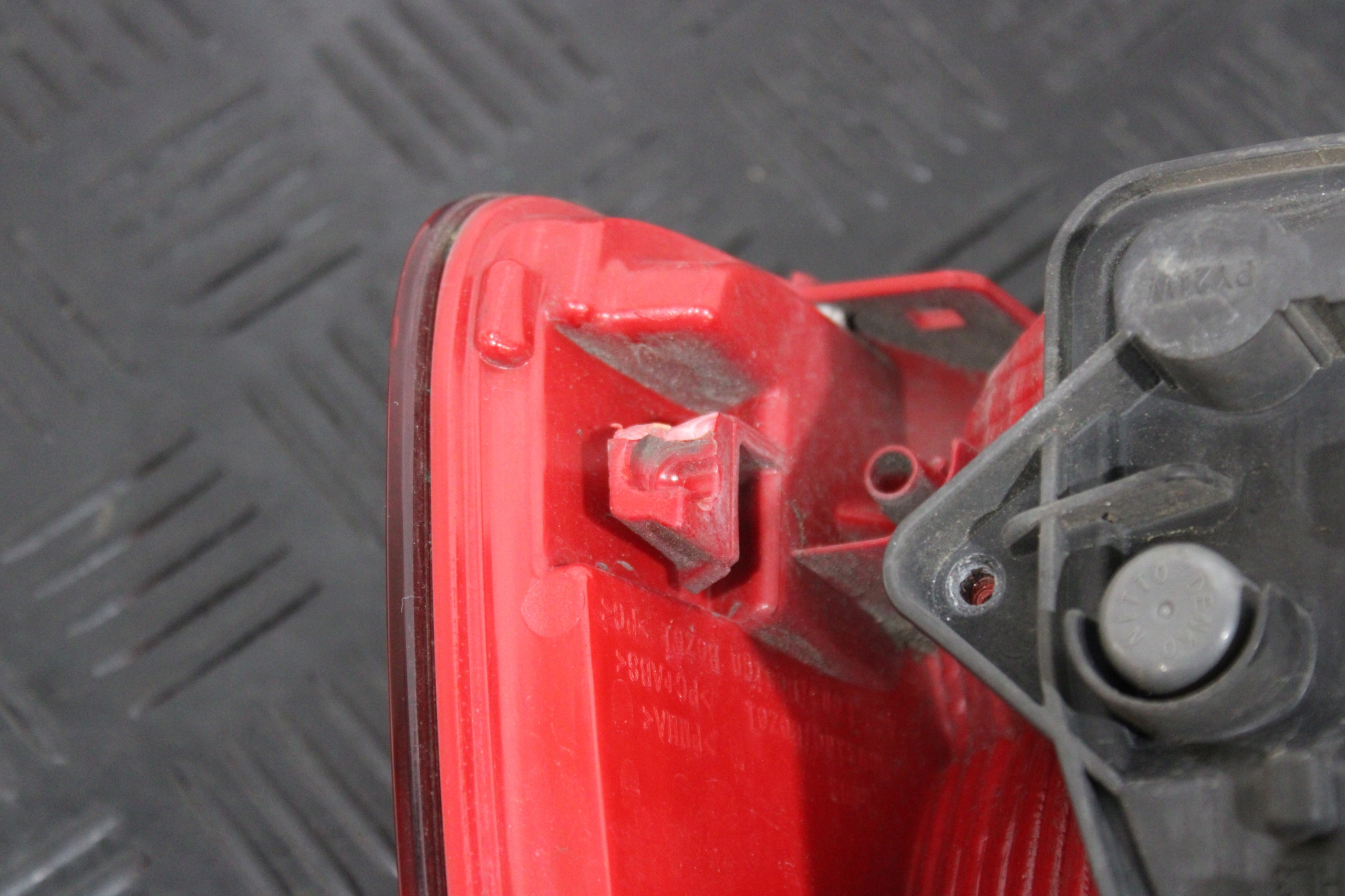 light left rear part rear VW TOURAN 1T3 1T0 LIFT