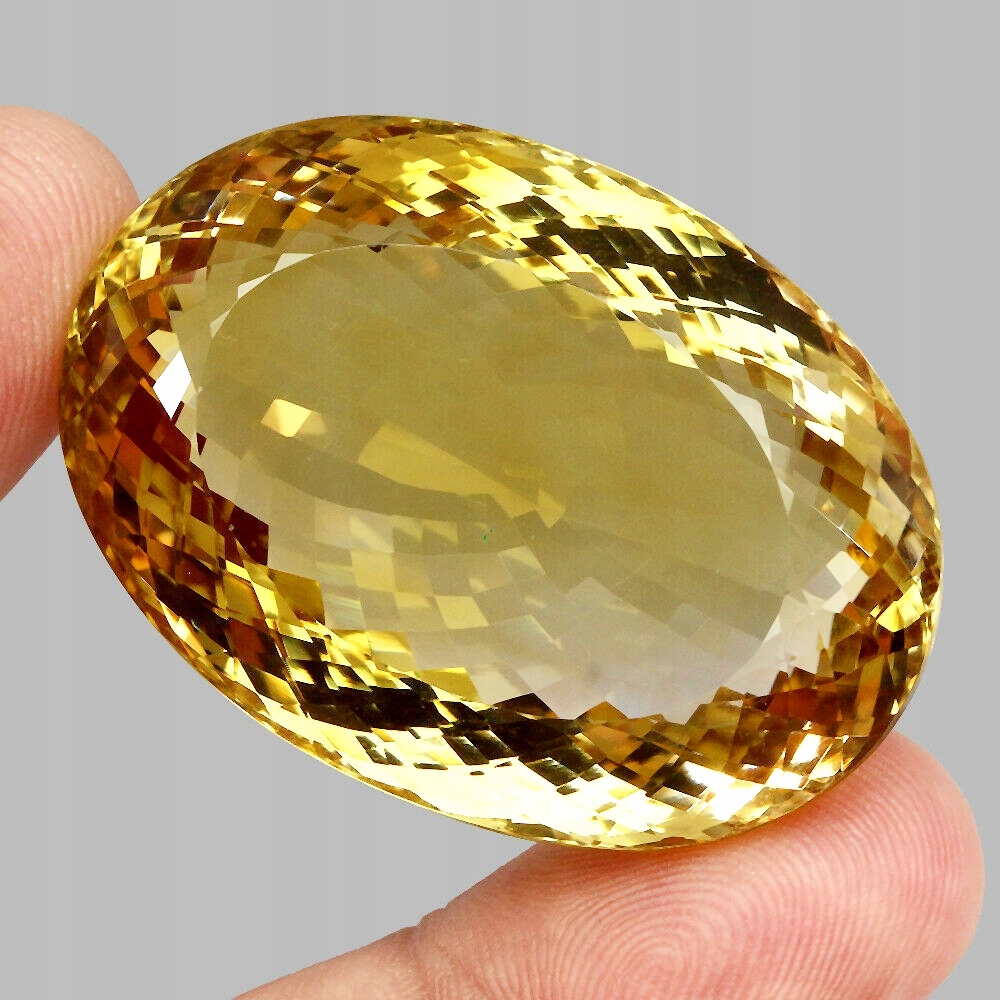 přírodní citron 207,10 ct 45,08 x 32,28 mm, certifikát