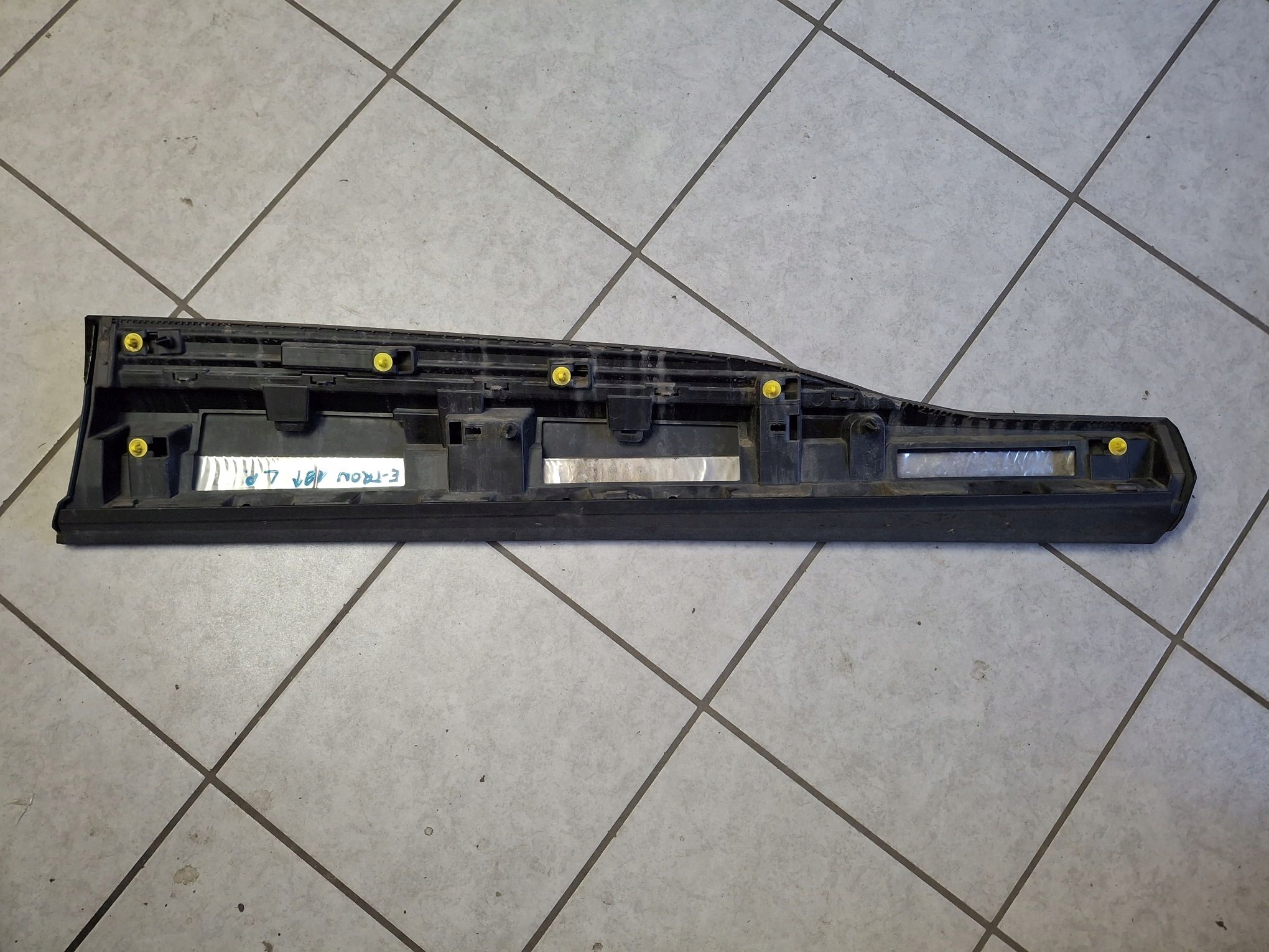 LITWA for door right or left front AUDI E-TRON 2018R->