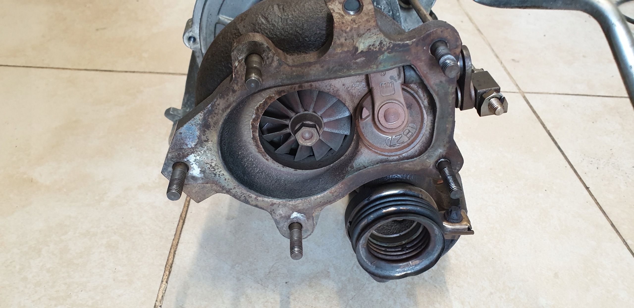turbo right MERCEDES S W221 V12 S600 OE