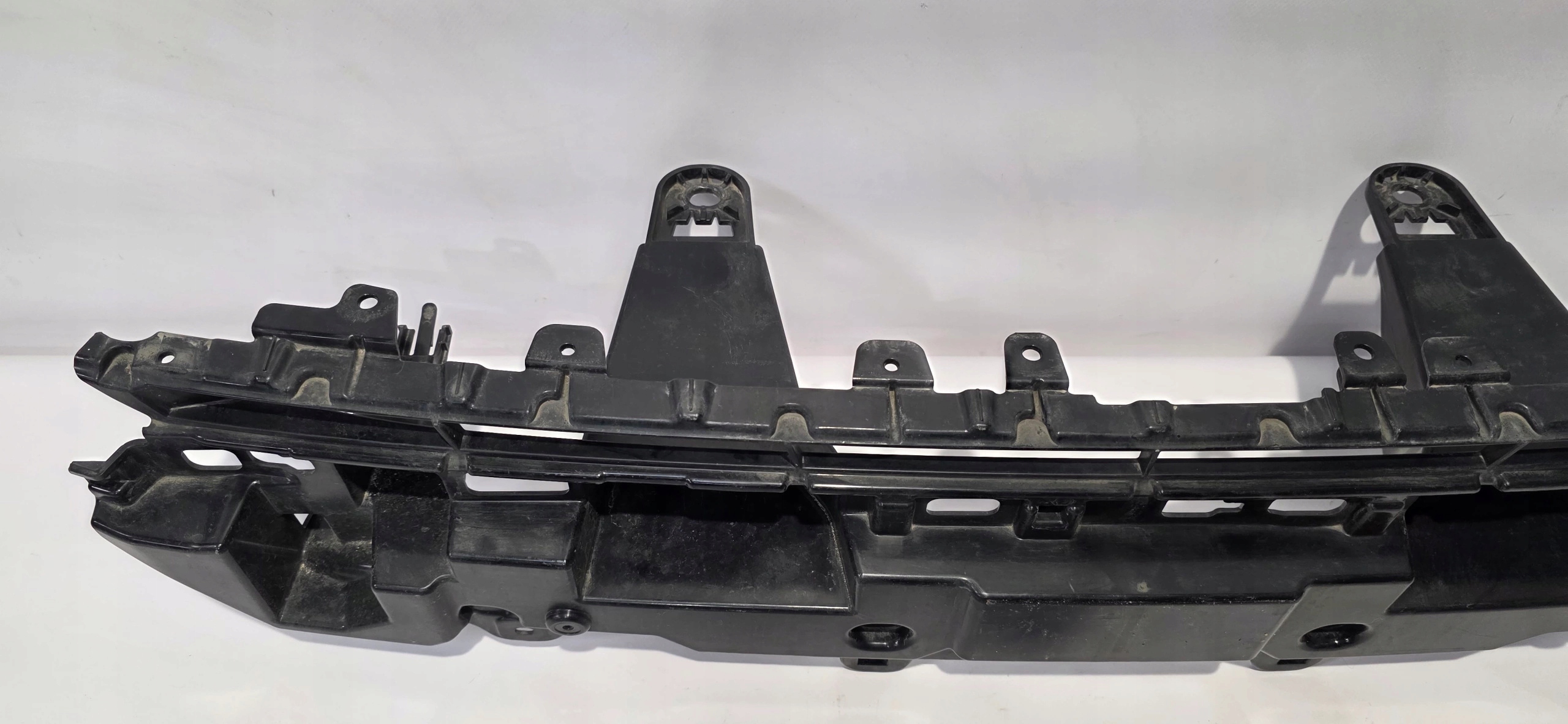 Support plaque Radiateur LEXUS LM 23- Original 53118-V2010