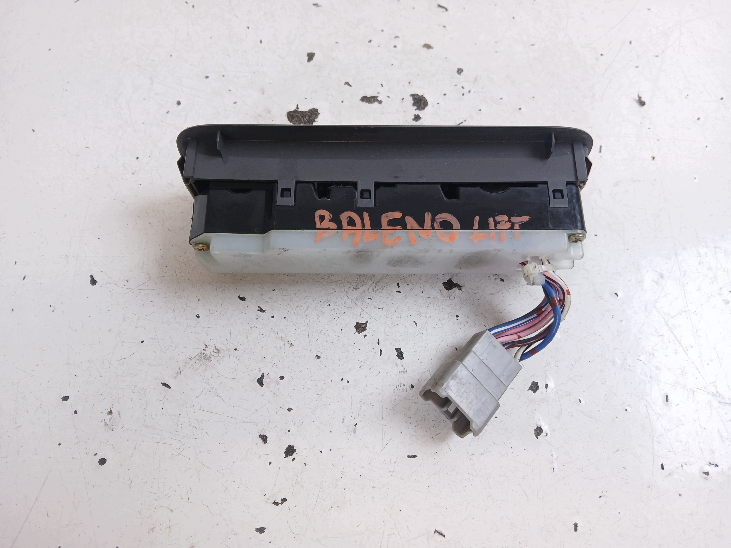SUZUKI BALENO e LIFT PANEL vetro finestrino sinistra
