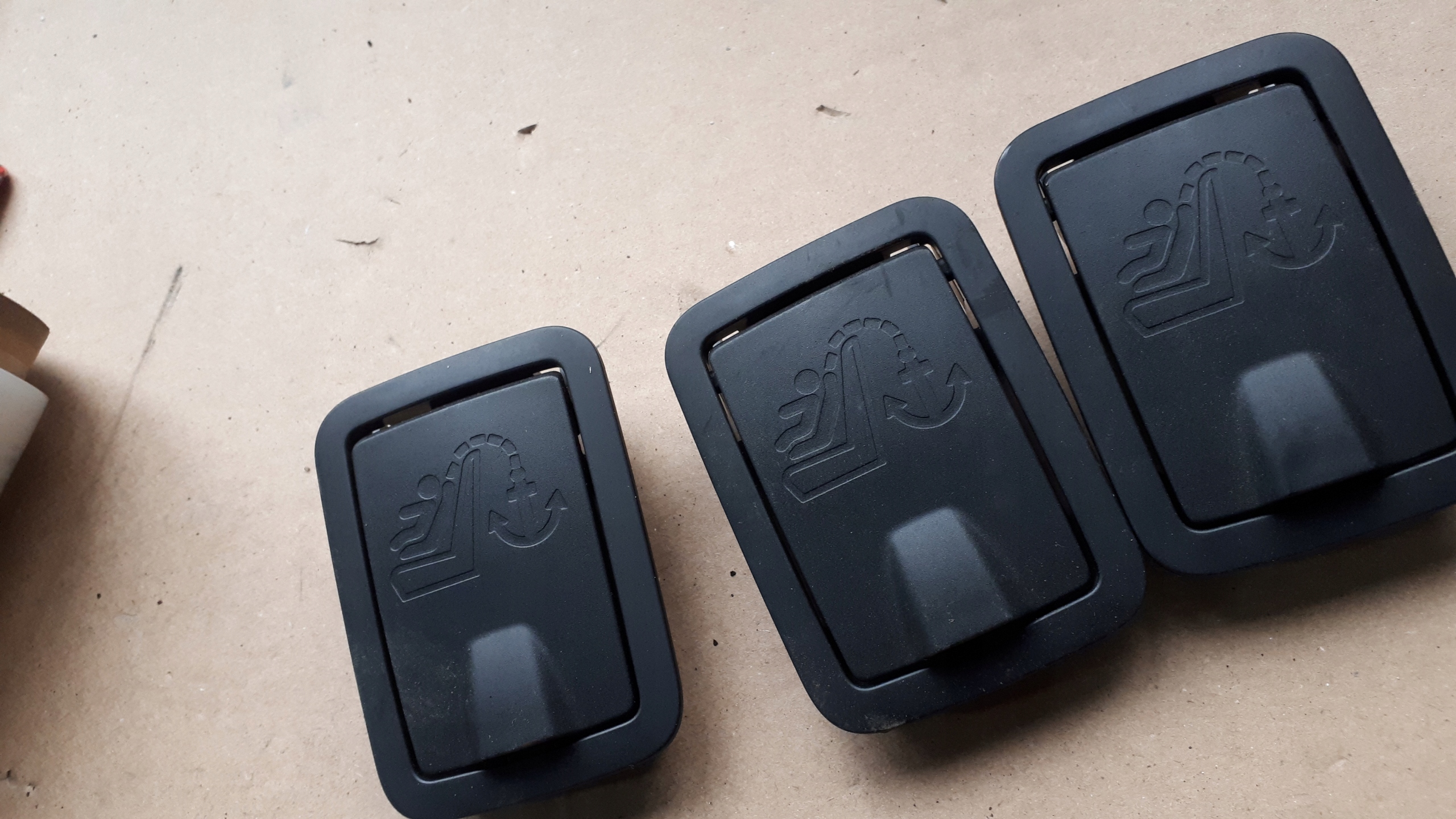 S6 C7 4G A6 ISOFIX far hátsó POLKI 8T0887301 S4 B8