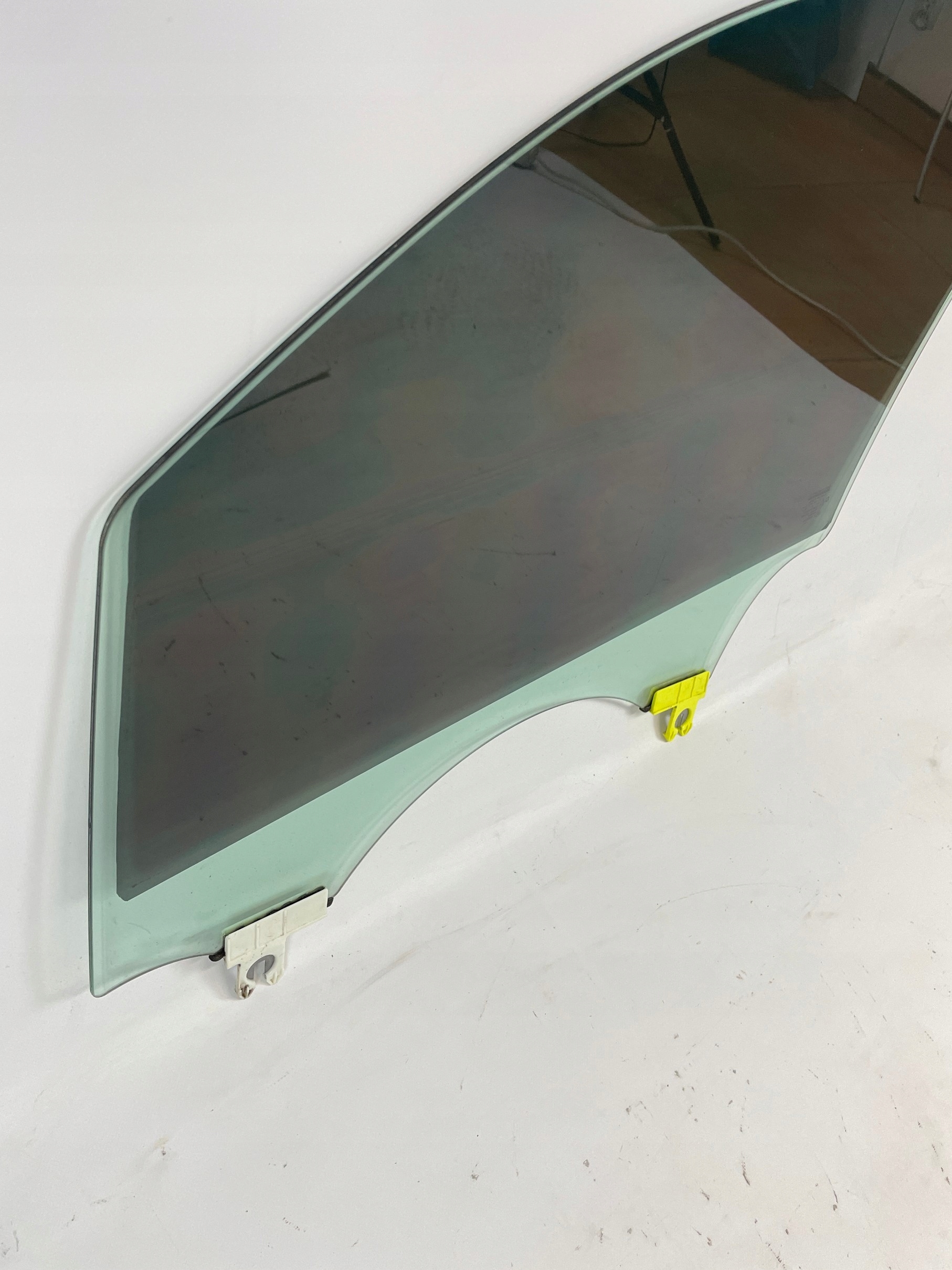 Ram 1500 V window side door right front 2019-24