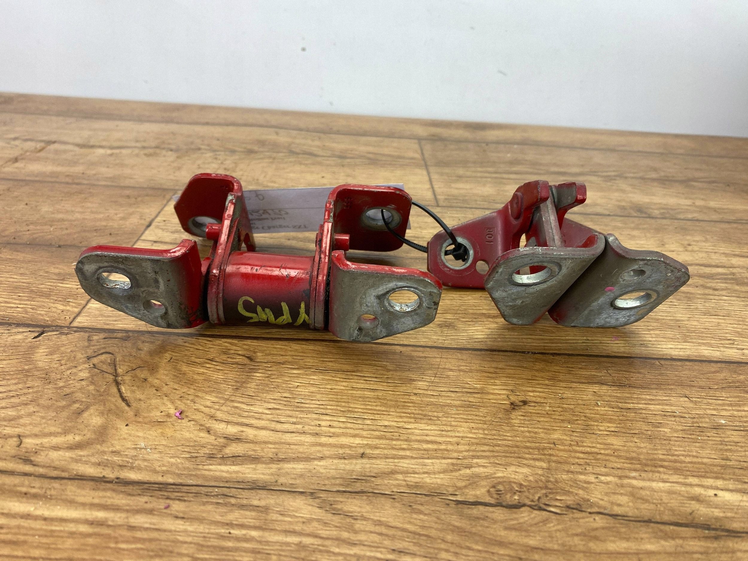hinges door right Dodge Charger 2015+