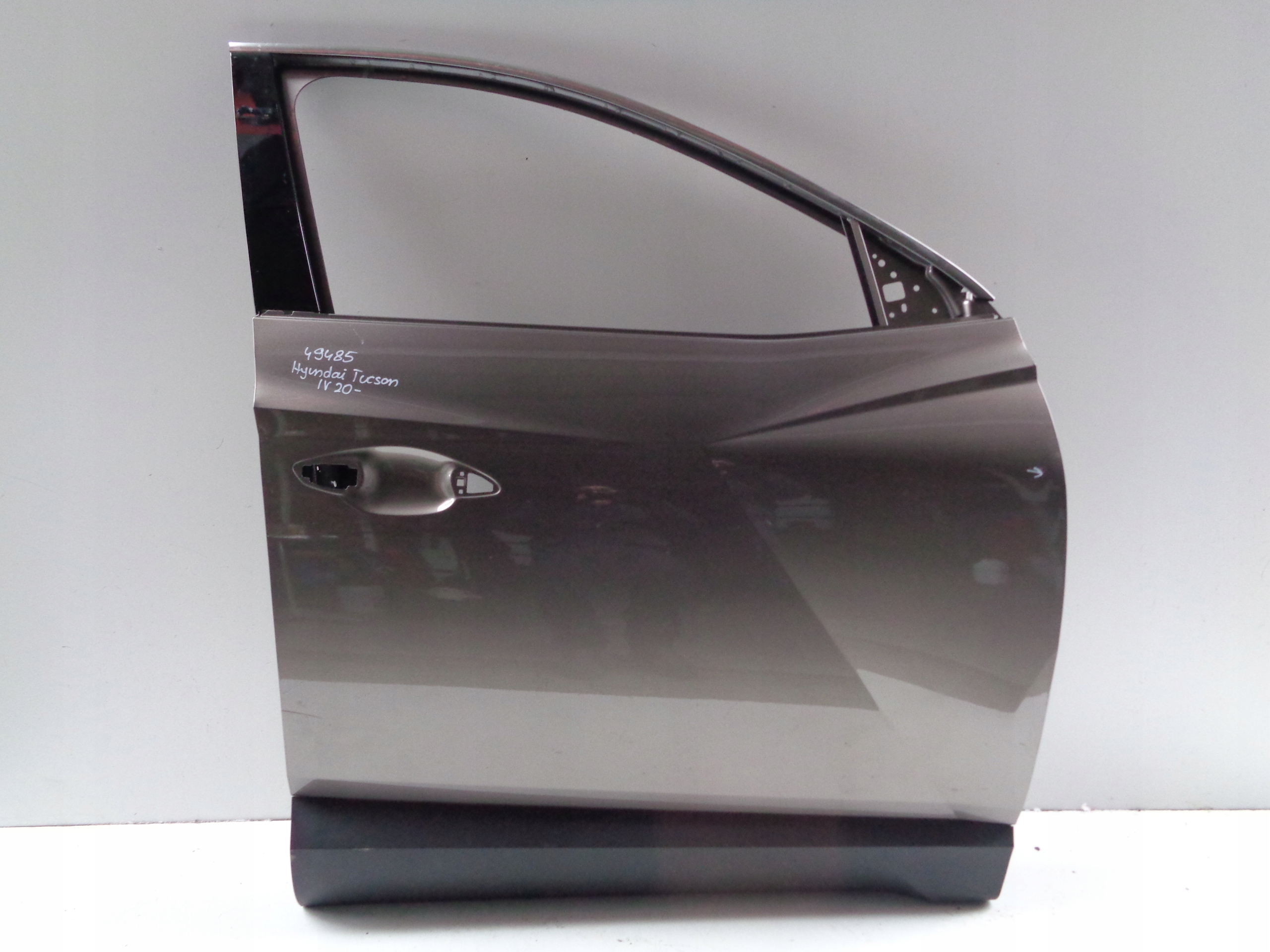 door right front HYUNDAI TUCSON IV 20- NR 49485