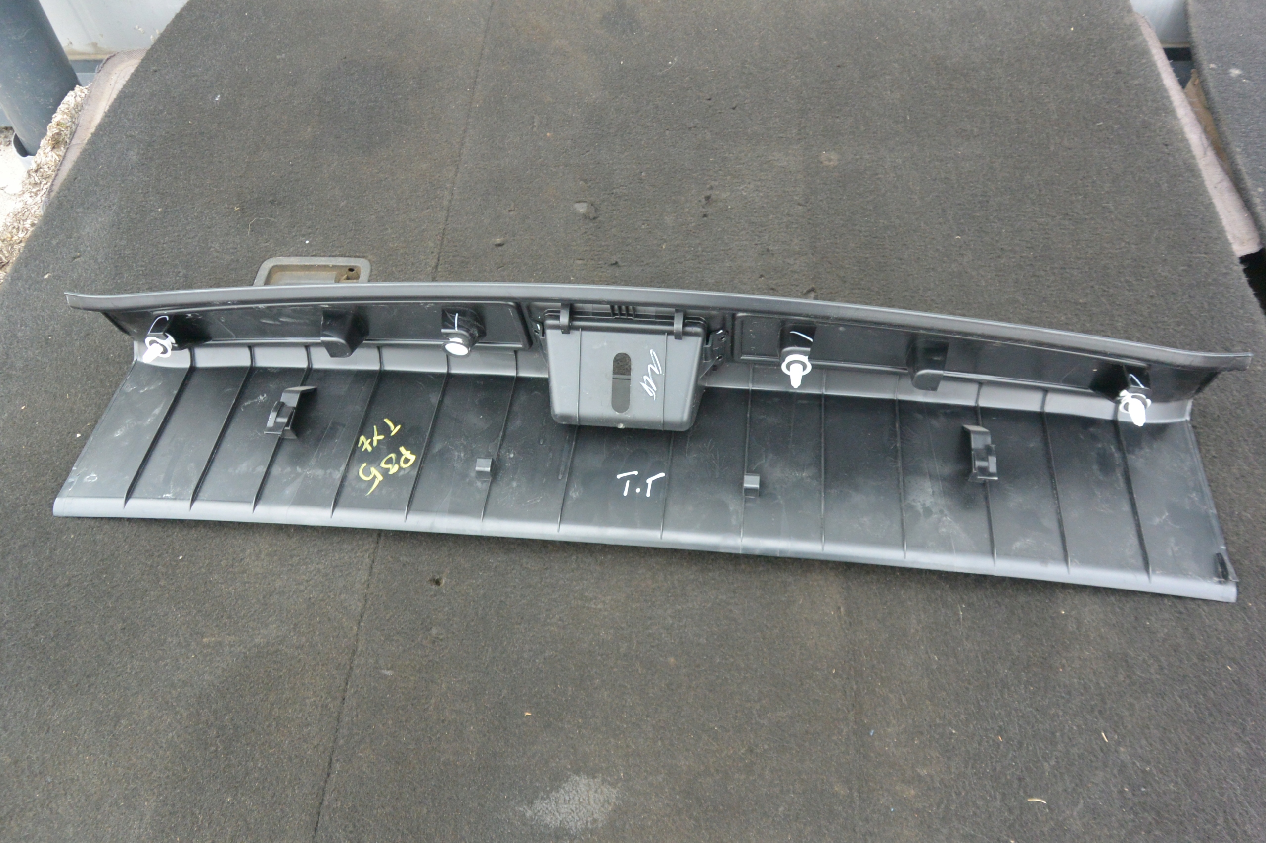 cover supports boot rear part TESLA MODEL S 12-16
