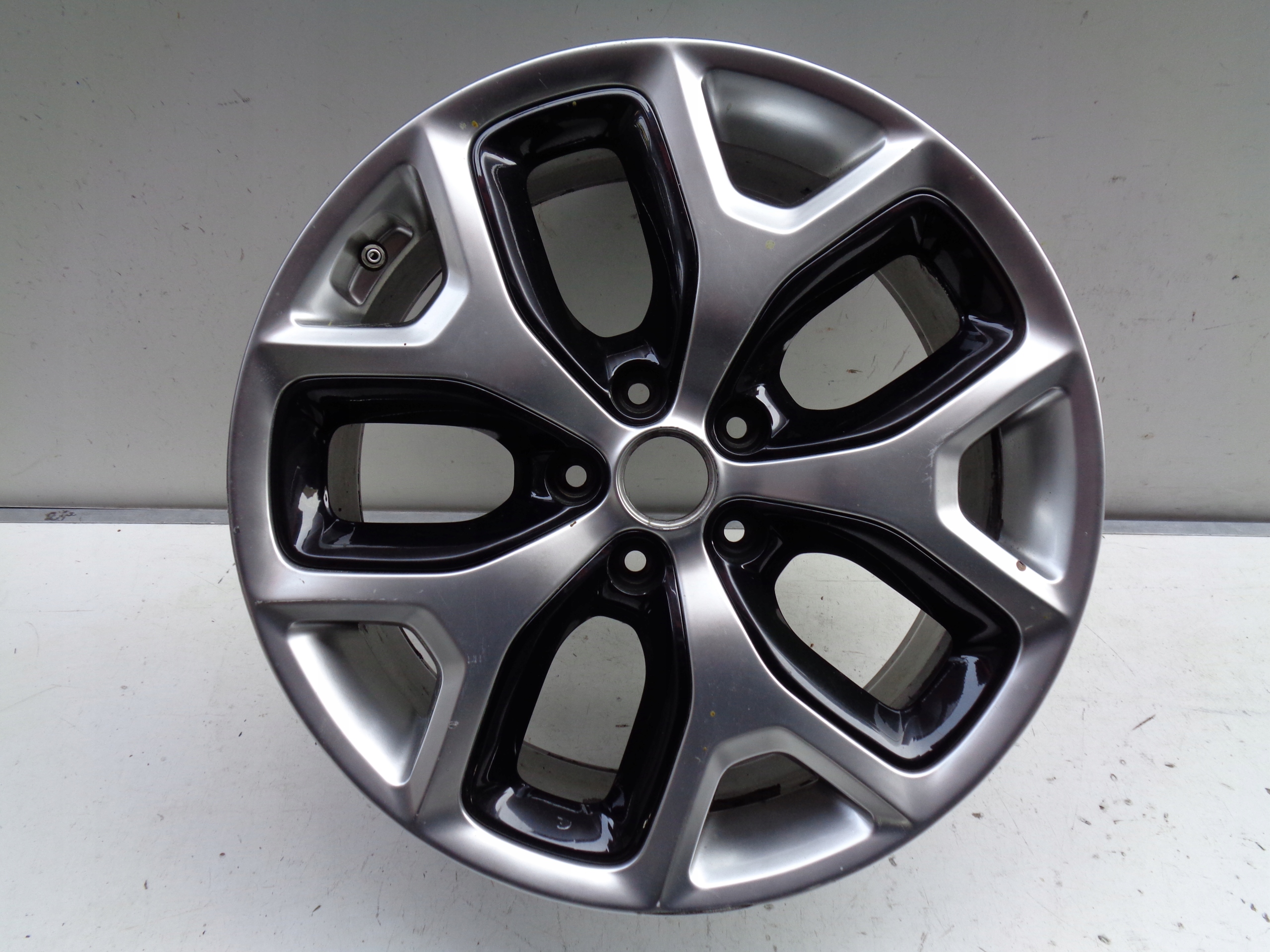 disk hliníkový KIA 7,5JX19 ET49,5 5X114,3