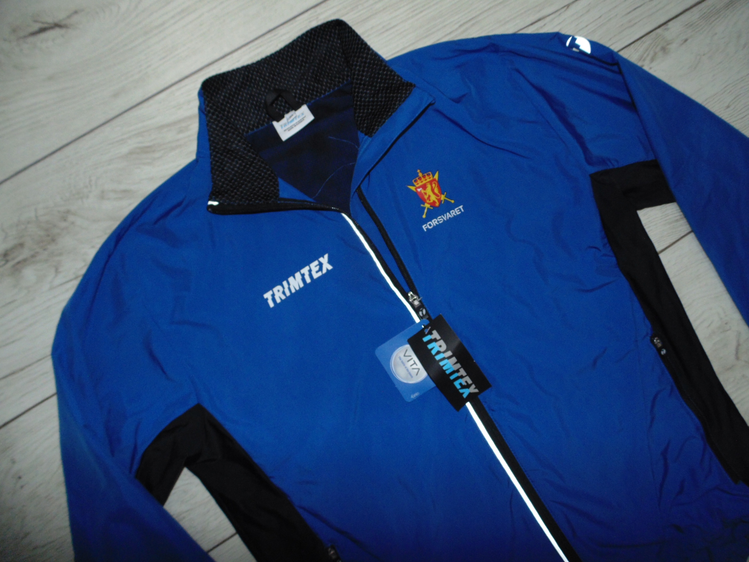 TRIMTEX KURTKA TRENINGOWA r. M Kod producenta DJHFJGUX