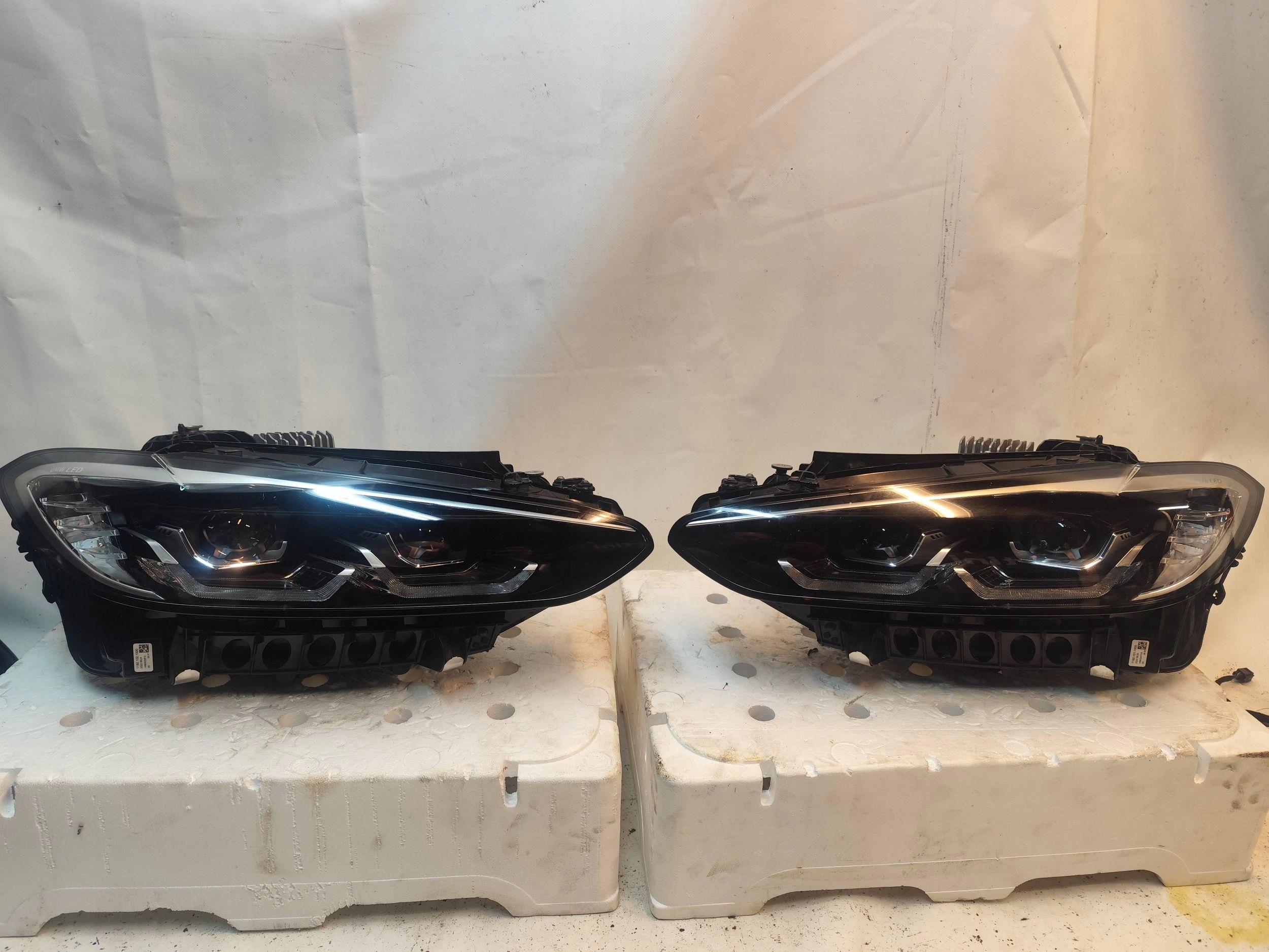 BMW 4 G22 G23 light FULL LED right DEMONTAZ