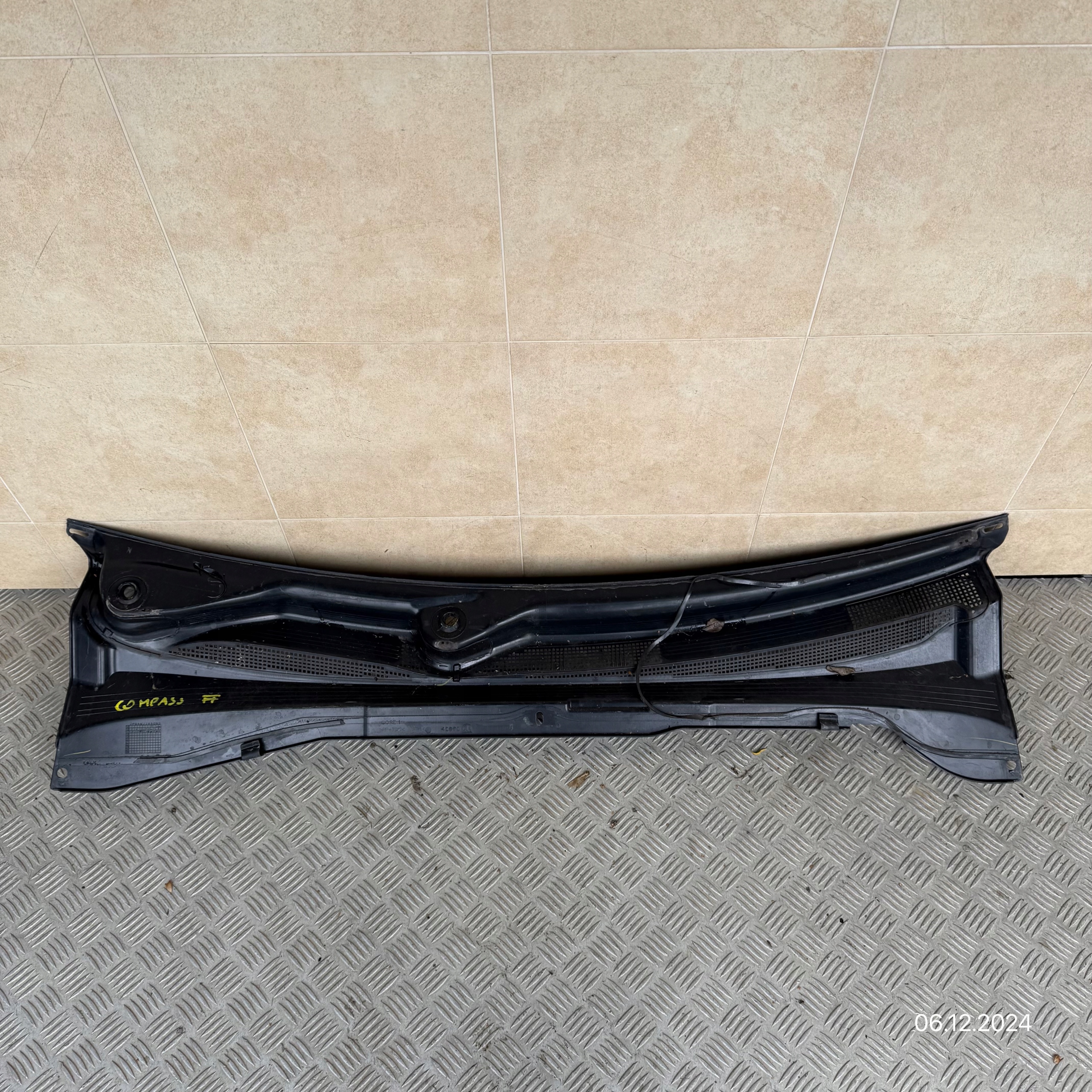 TORPÉDO KOMPLETNÉ JEEP COMPASS II 5UT09TRMAB