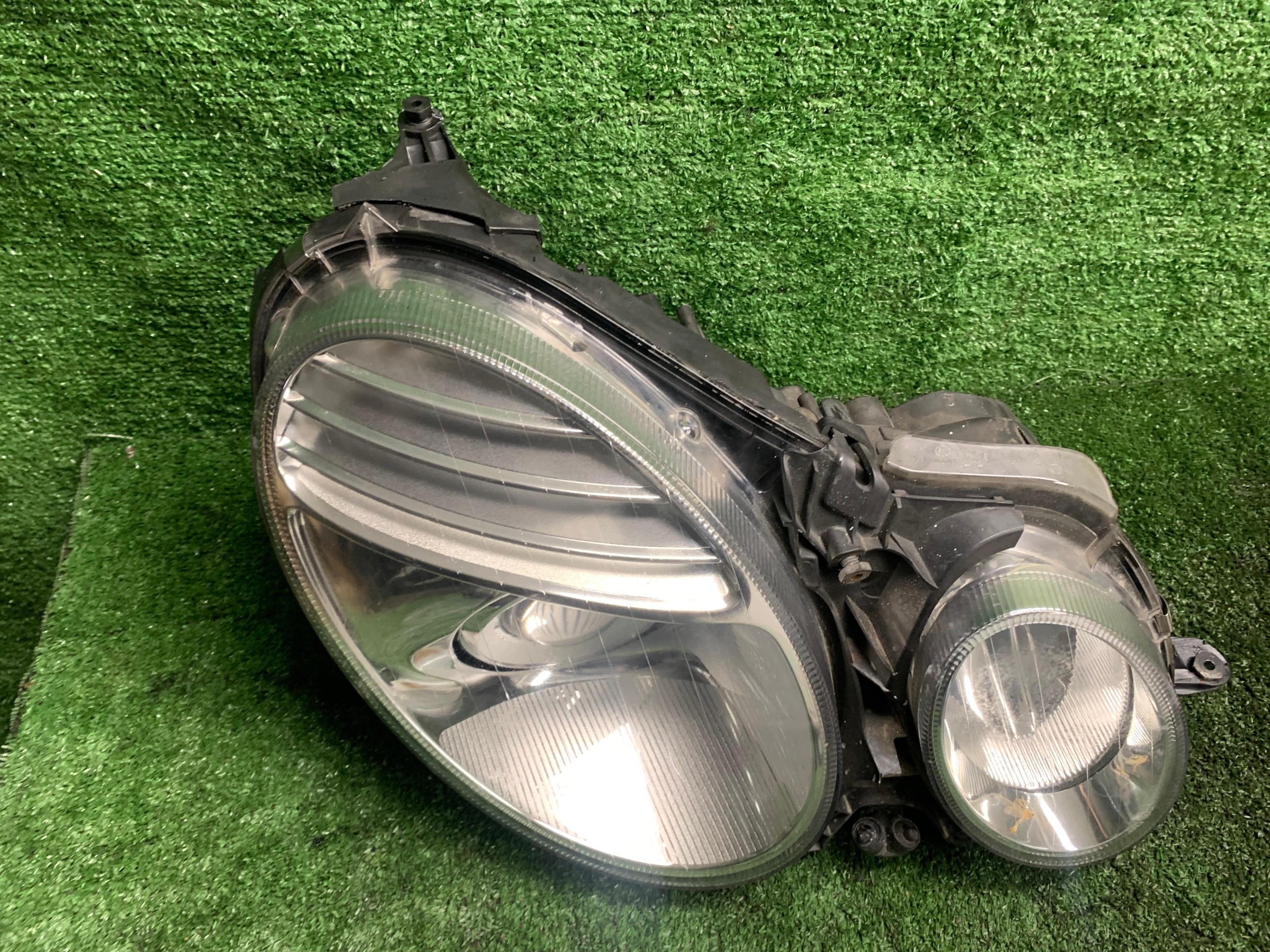XENON light front front right MERCEDES W211 EUROPA LIFT