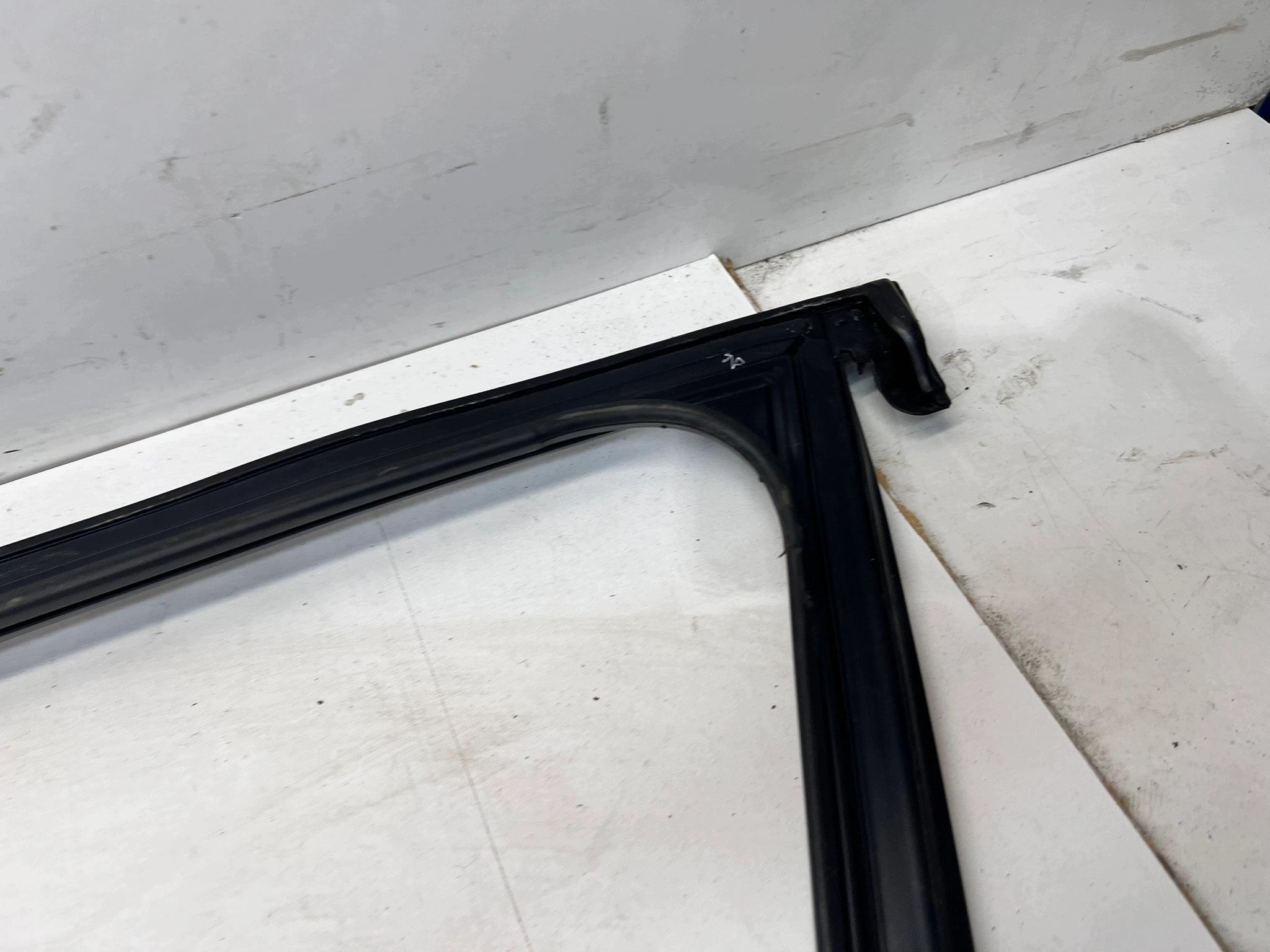 gasket moulding door right front AUDI A4 B9 8W0837440D