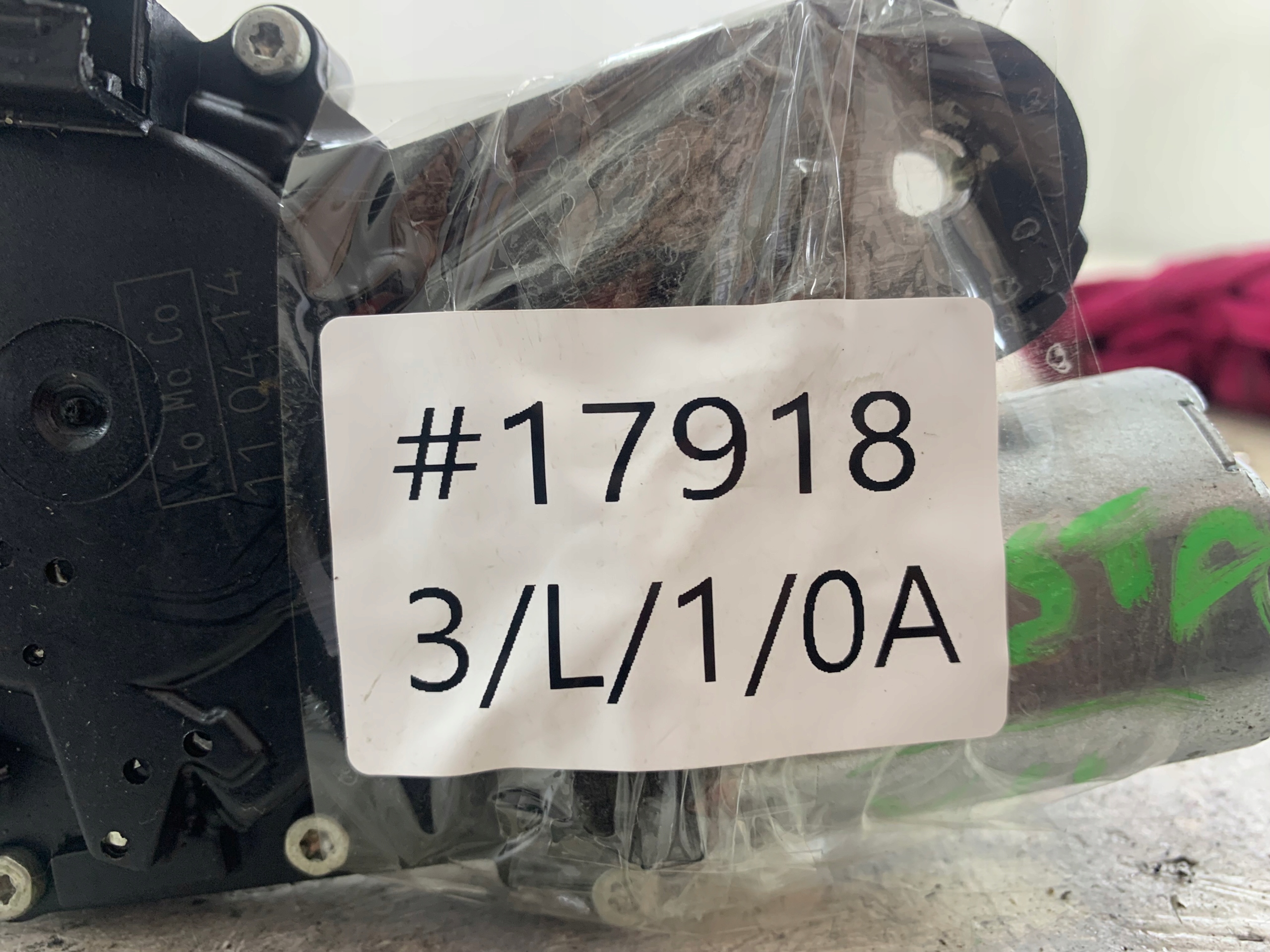 FORD FIESTA MK7 wiper mechanism front 8A6117B571AB